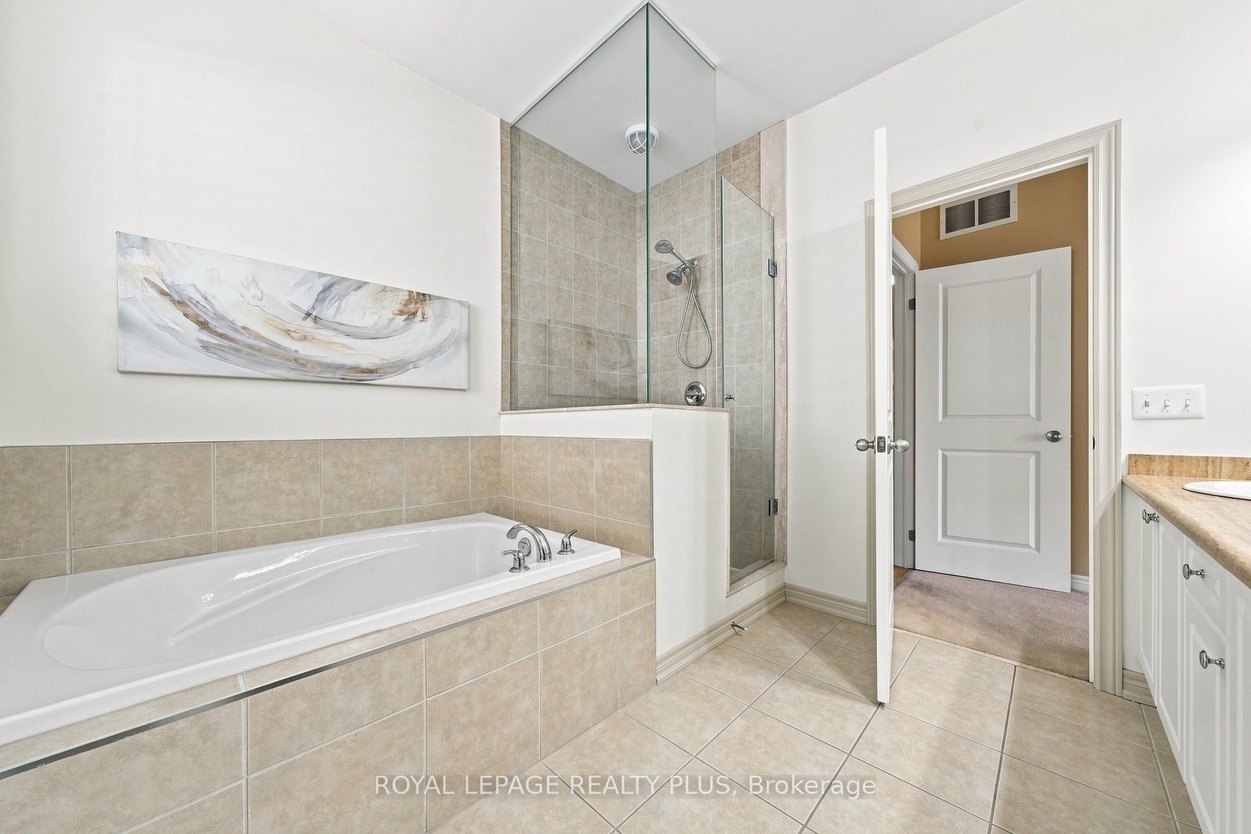 8971 Tristar Crescent Property Photo 22