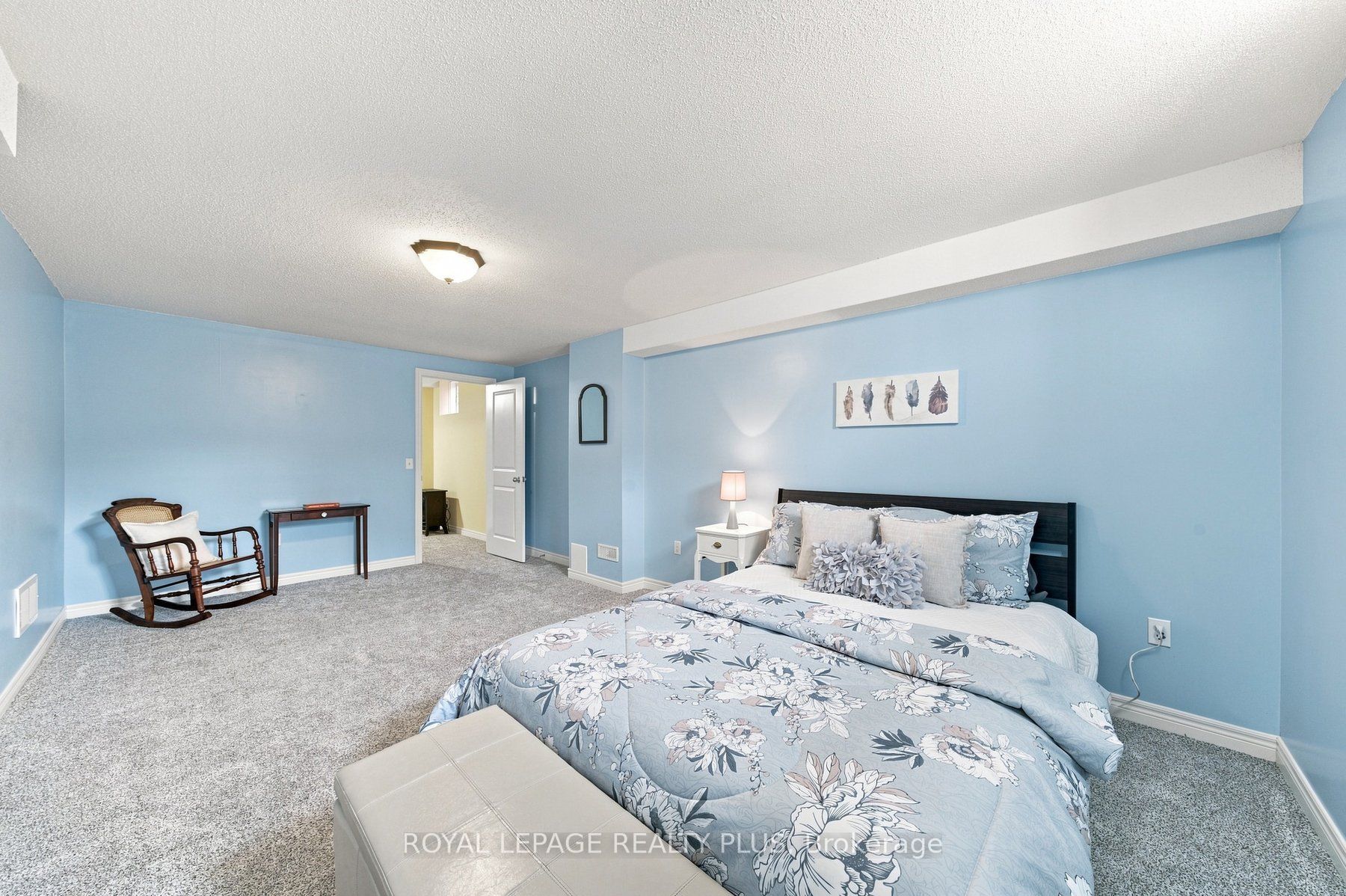 8971 Tristar Crescent Property Photo 37
