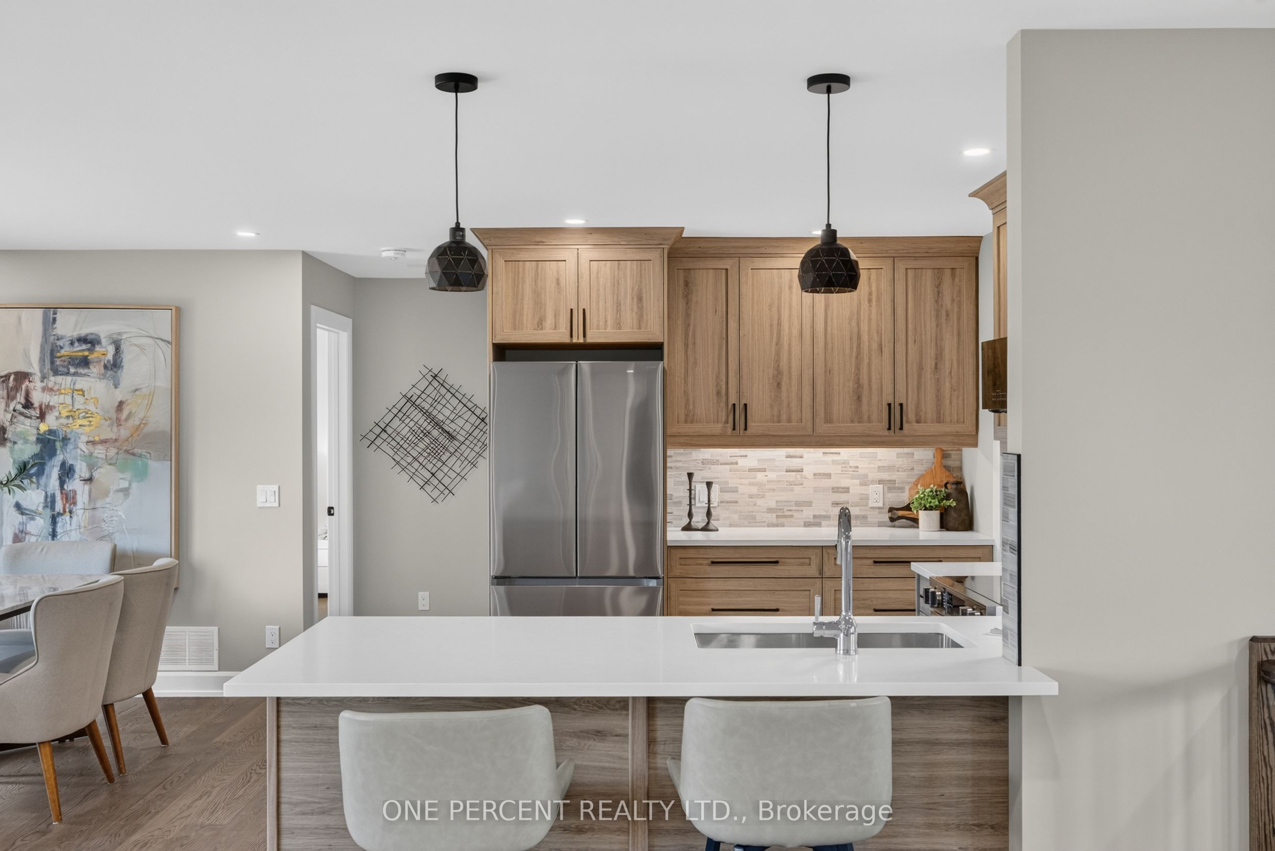 1243 Rosedale Road S Property Photo 12