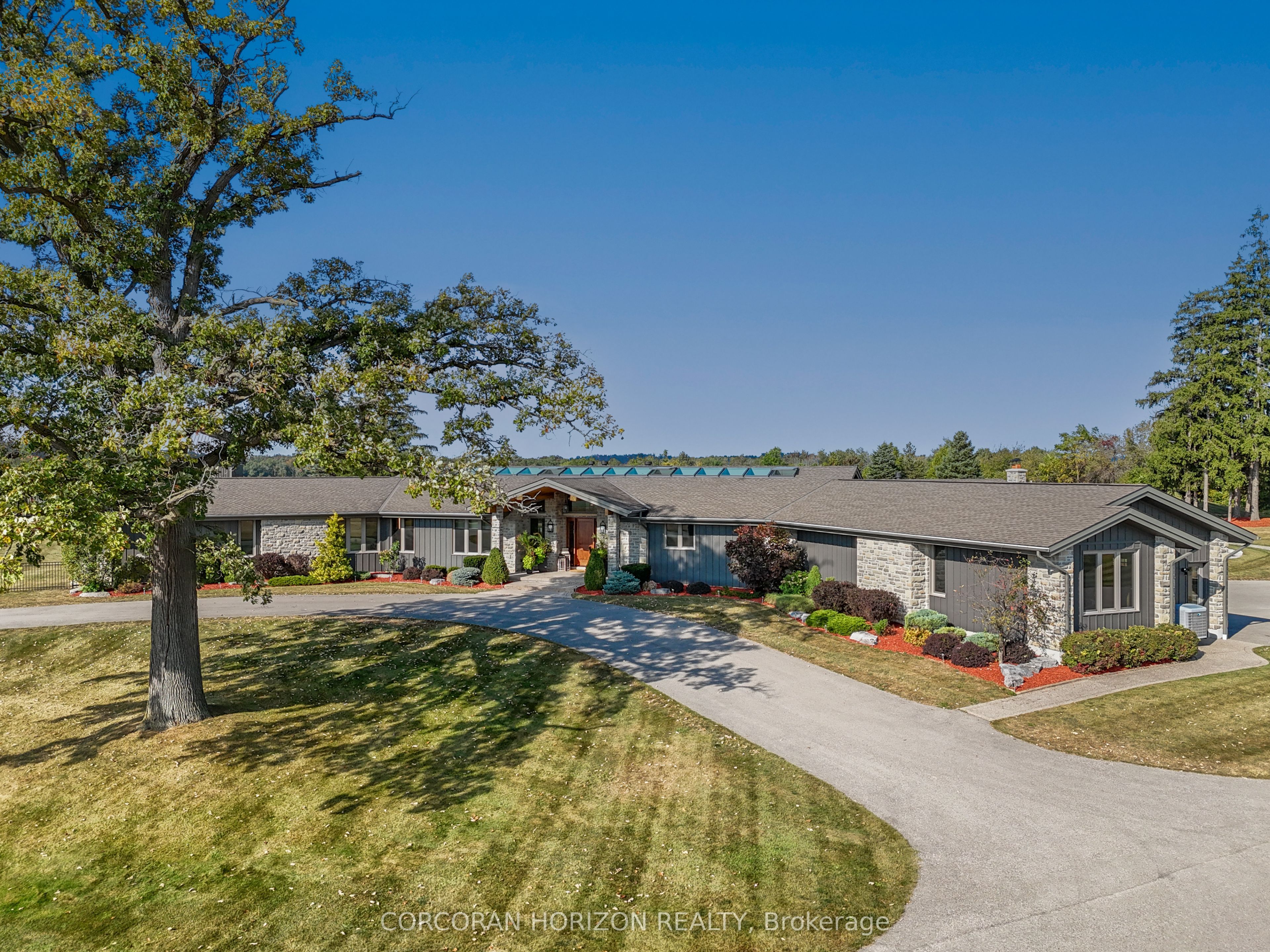 1546 Maryhill Road Property Photo 7