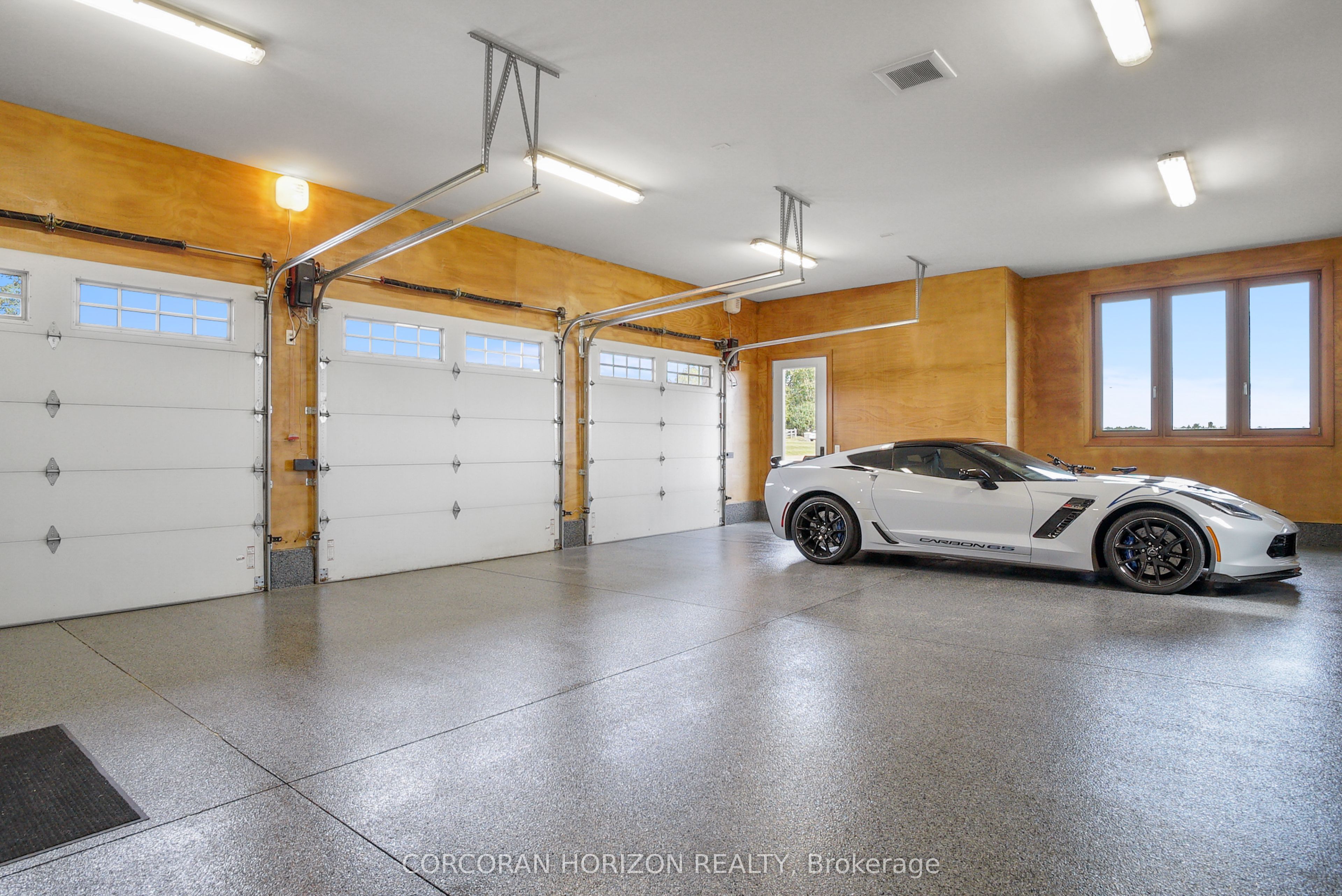 1546 Maryhill Road Property Photo 38