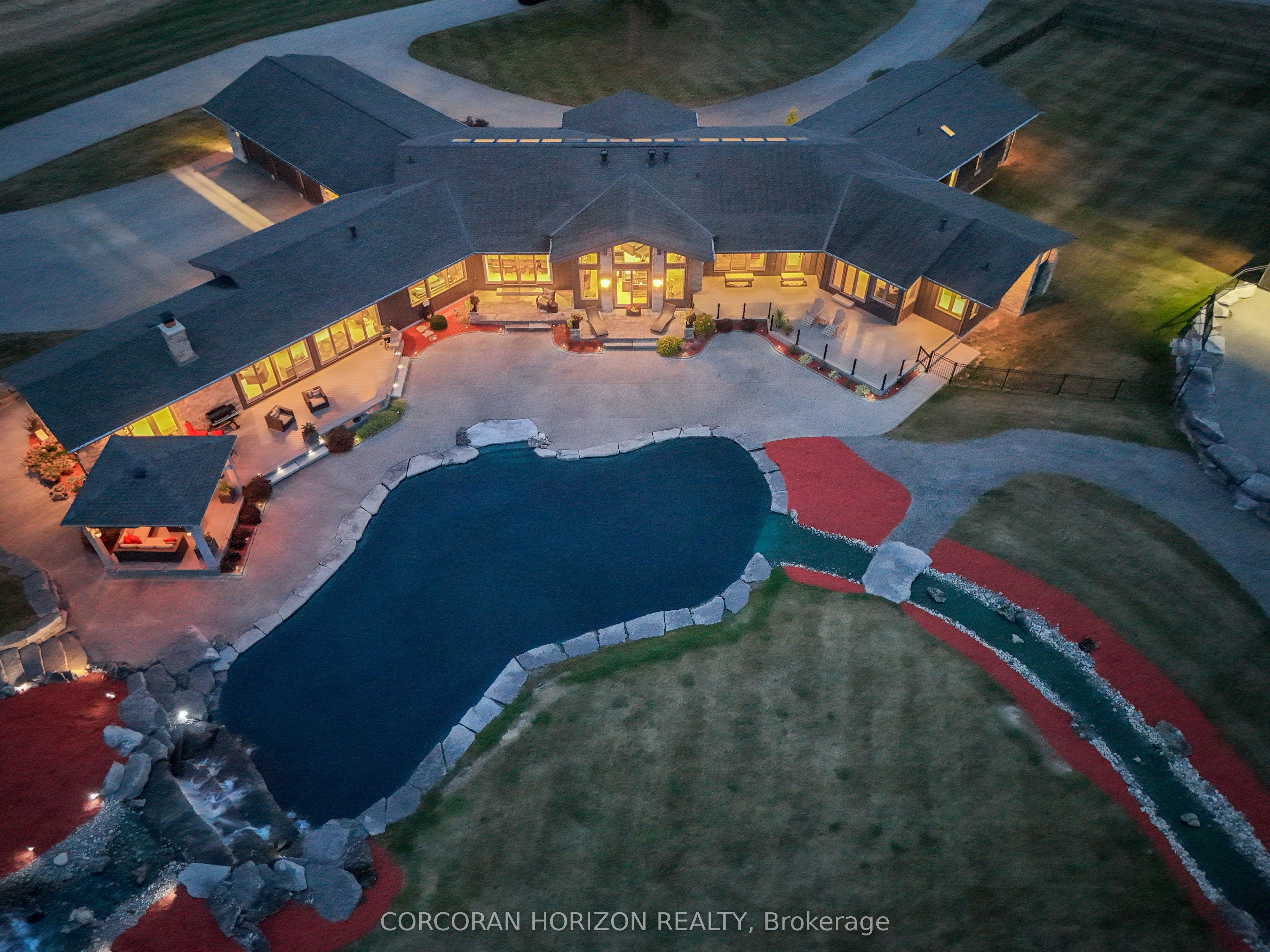 1546 Maryhill Road Property Photo 47