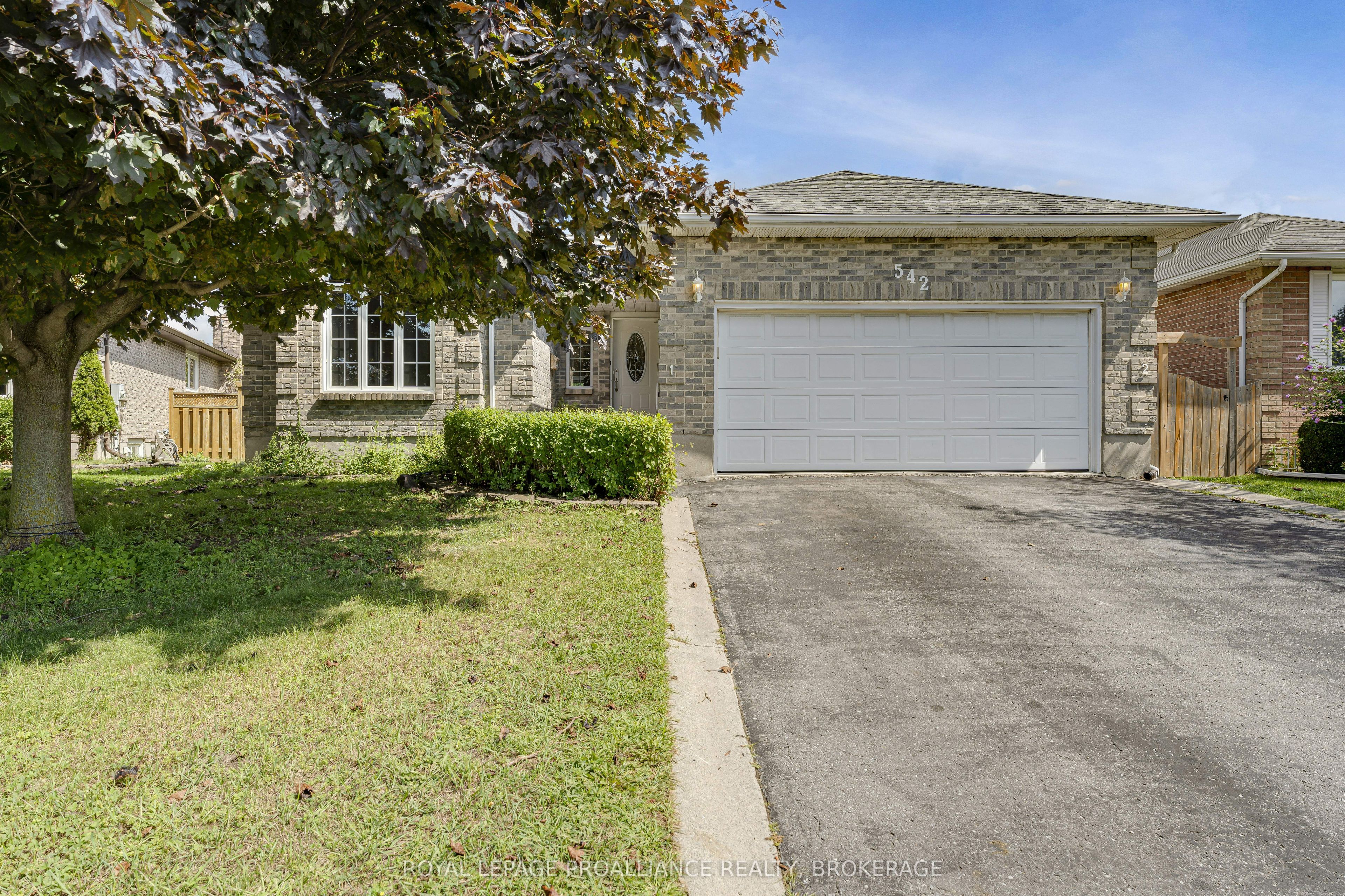 542 Davis Drive Property Photo 1