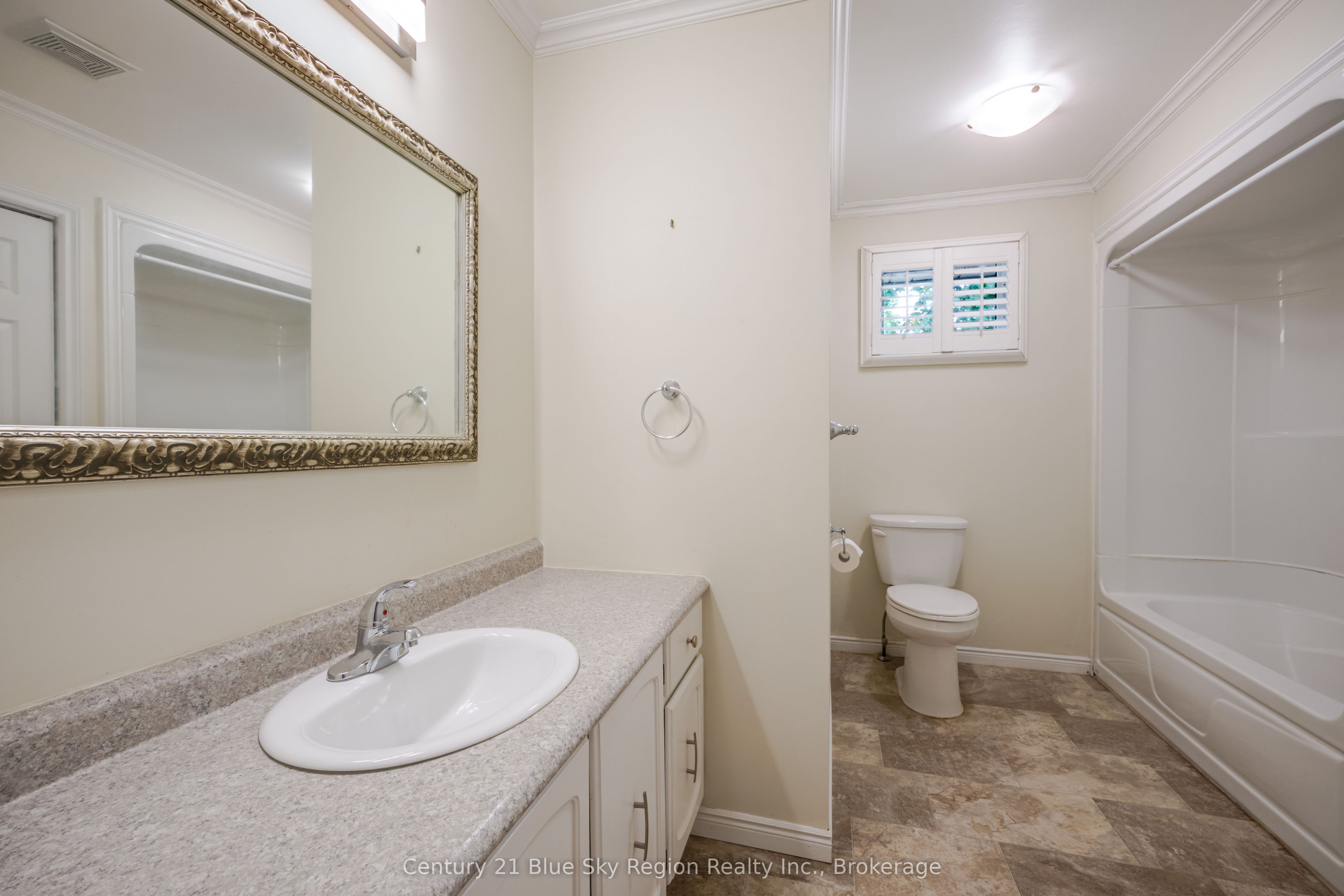 29 Carriage Crescent Property Photo 23