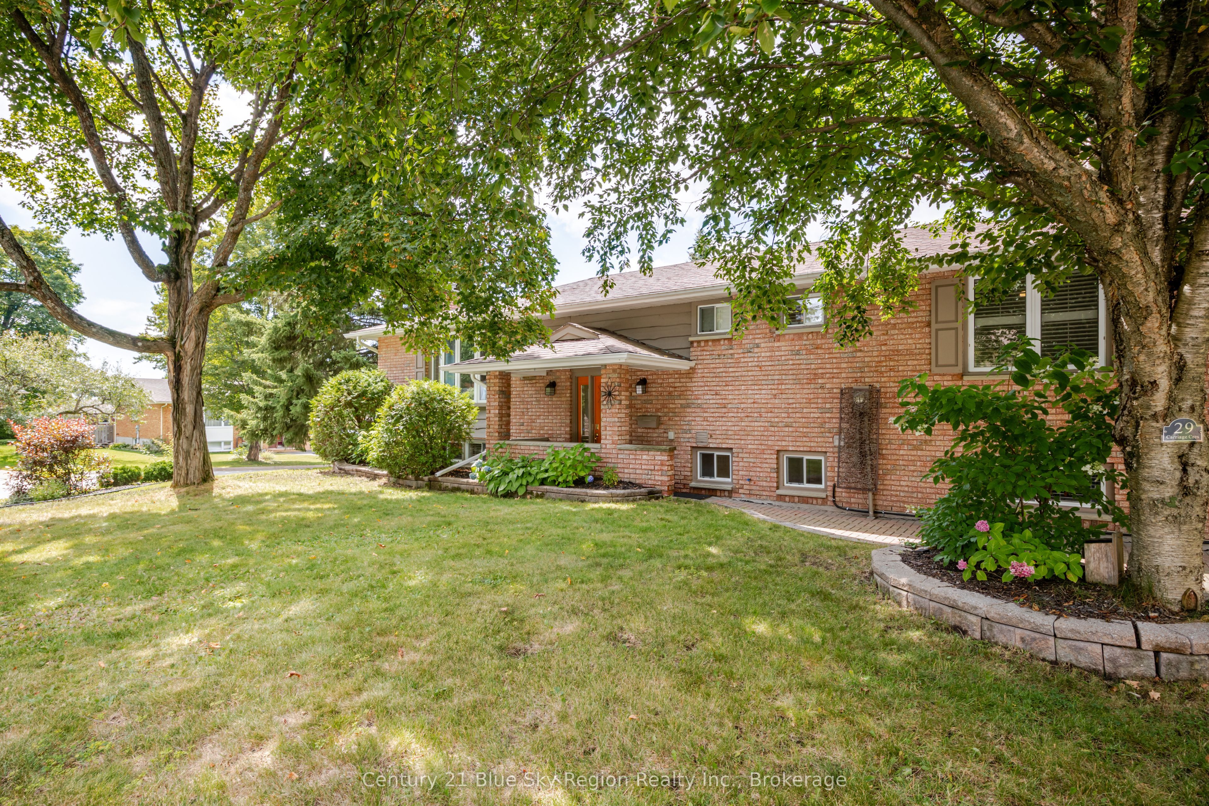 29 Carriage Crescent Property Photo 43