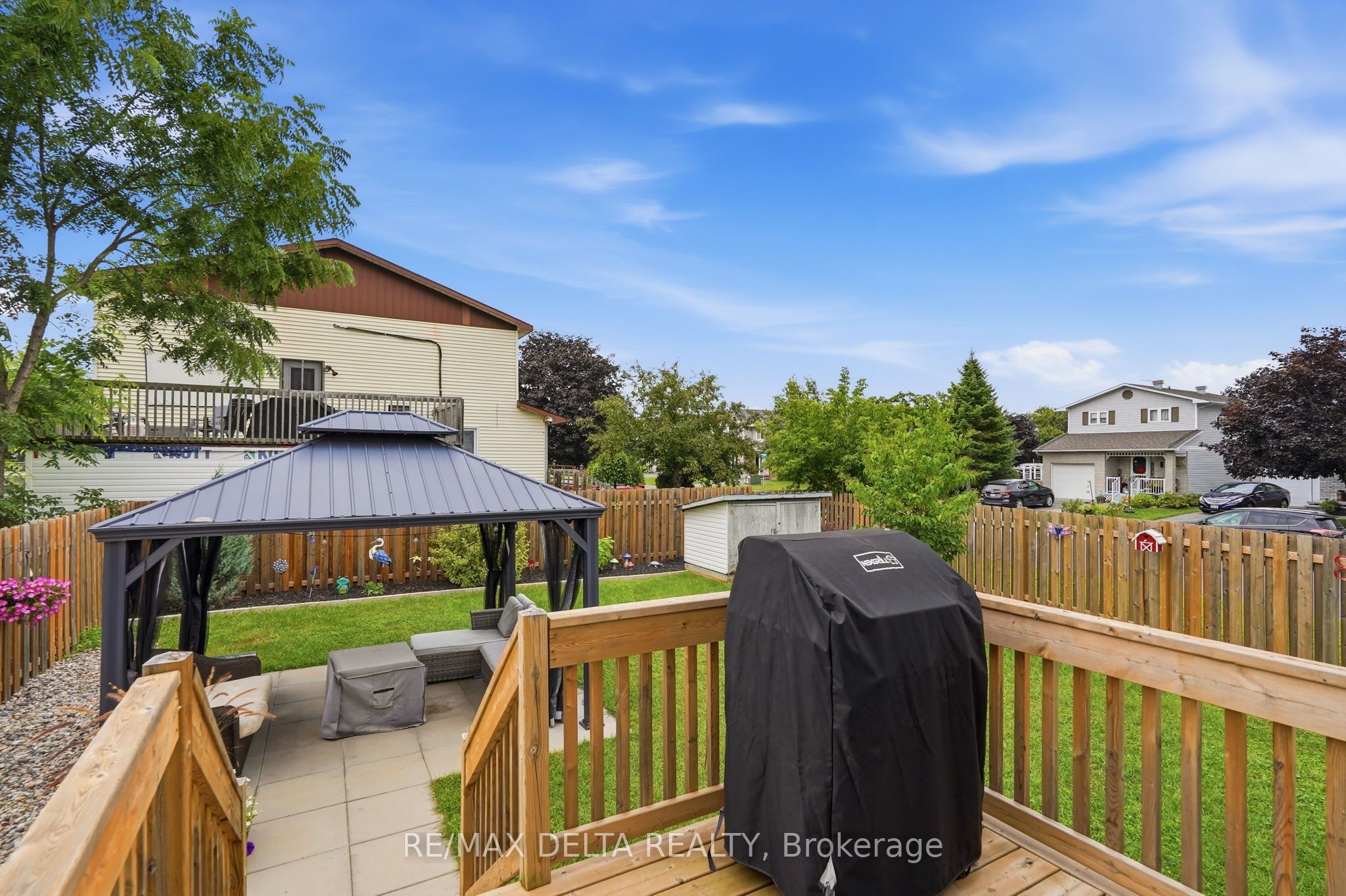 991 Dianne Street Property Photo 37