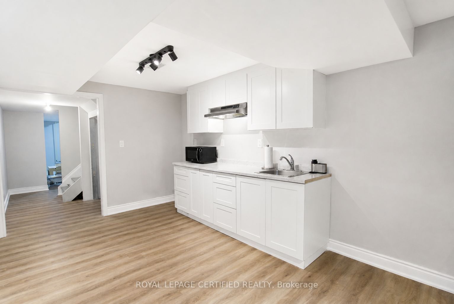 5 Bethune Avenue Property Photo 35