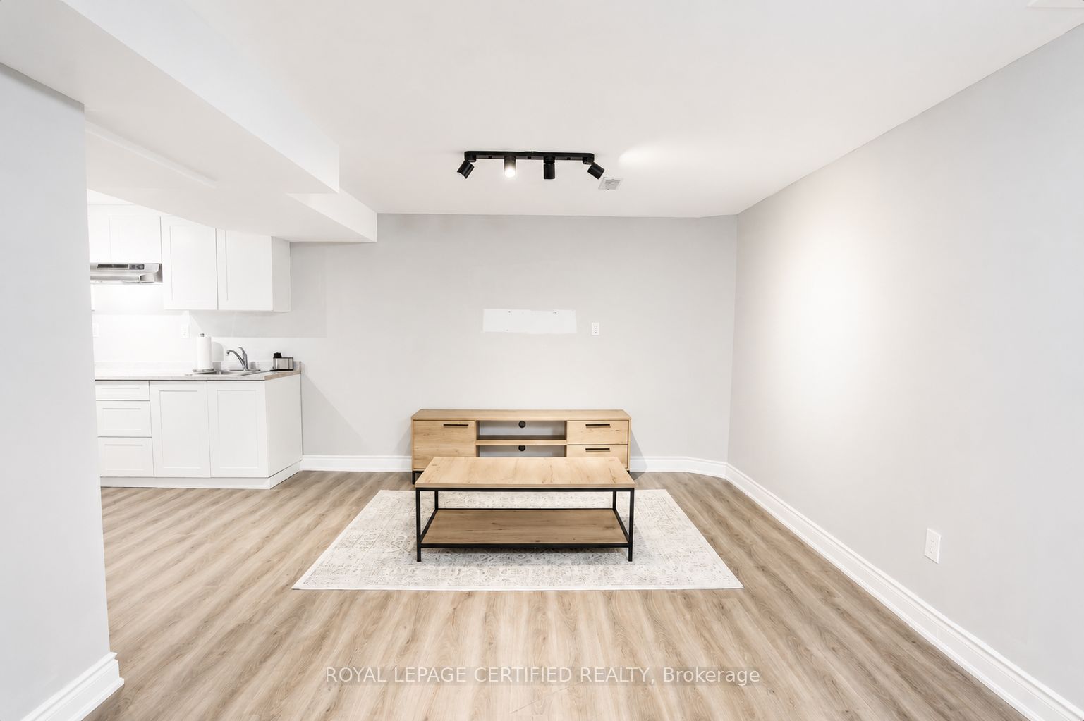 5 Bethune Avenue Property Photo 37