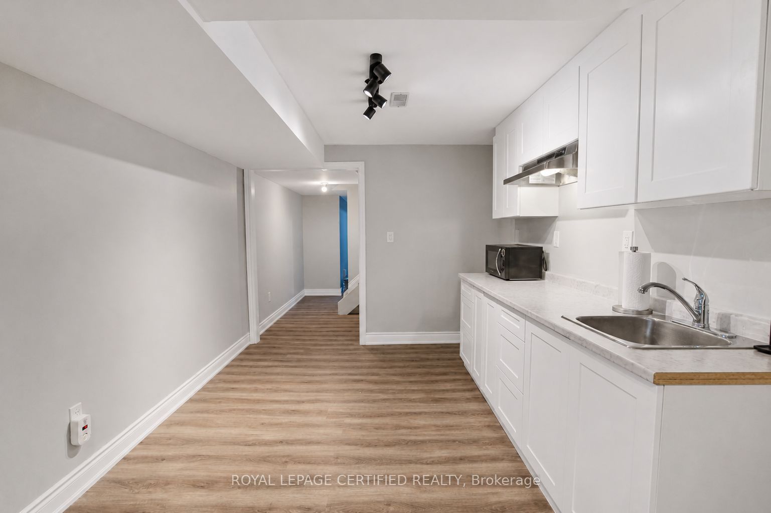 5 Bethune Avenue Property Photo 39