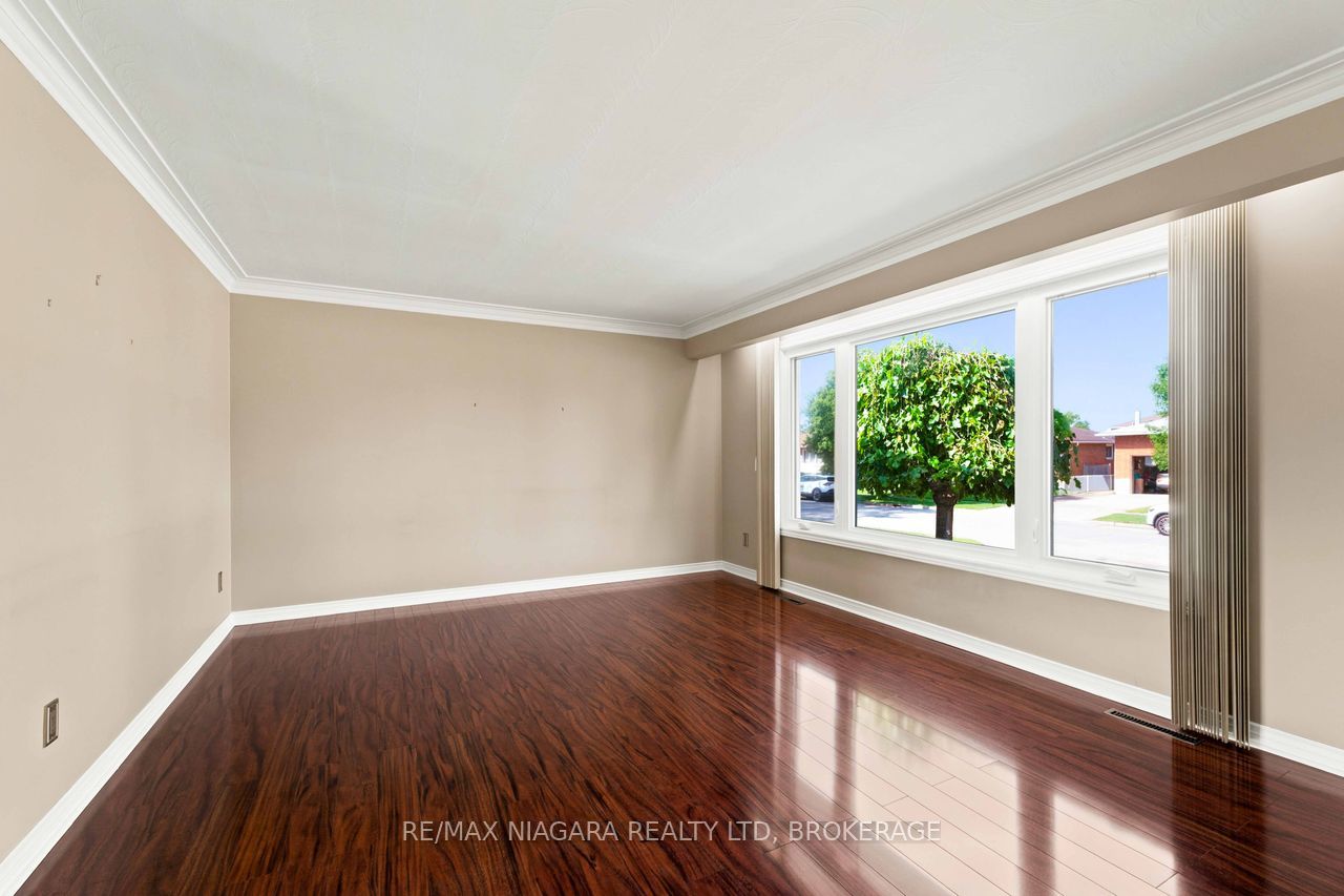 19 Hughes Avenue Property Photo 10