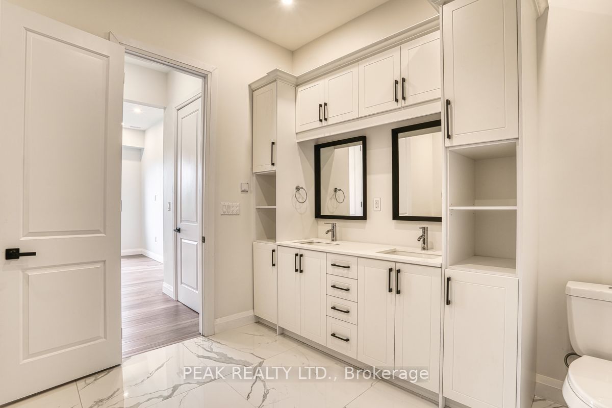 6 William Street Property Photo 14