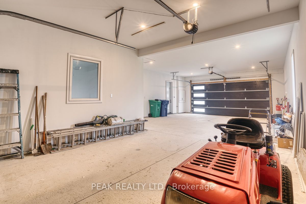 6 William Street Property Photo 20