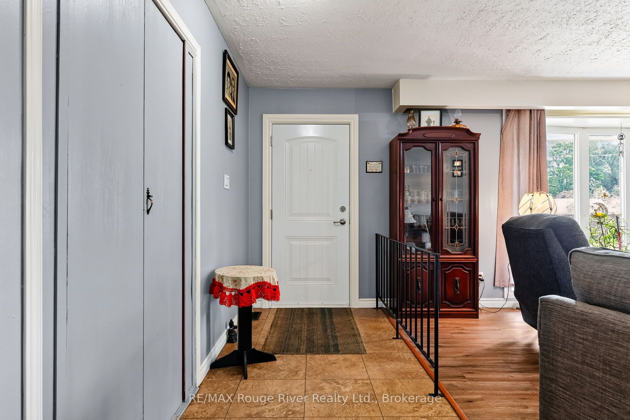 14 Elgin Street S Property Photo 8