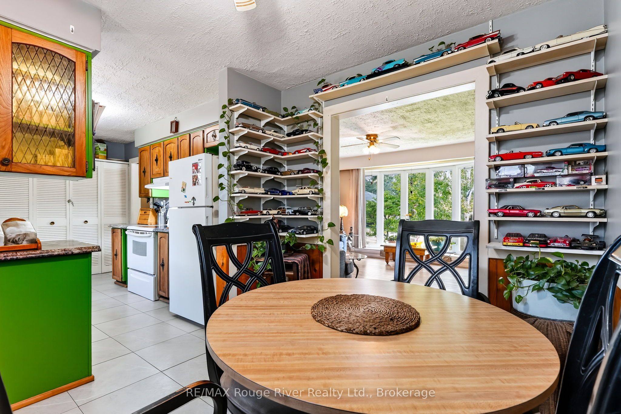 14 Elgin Street S Property Photo 15
