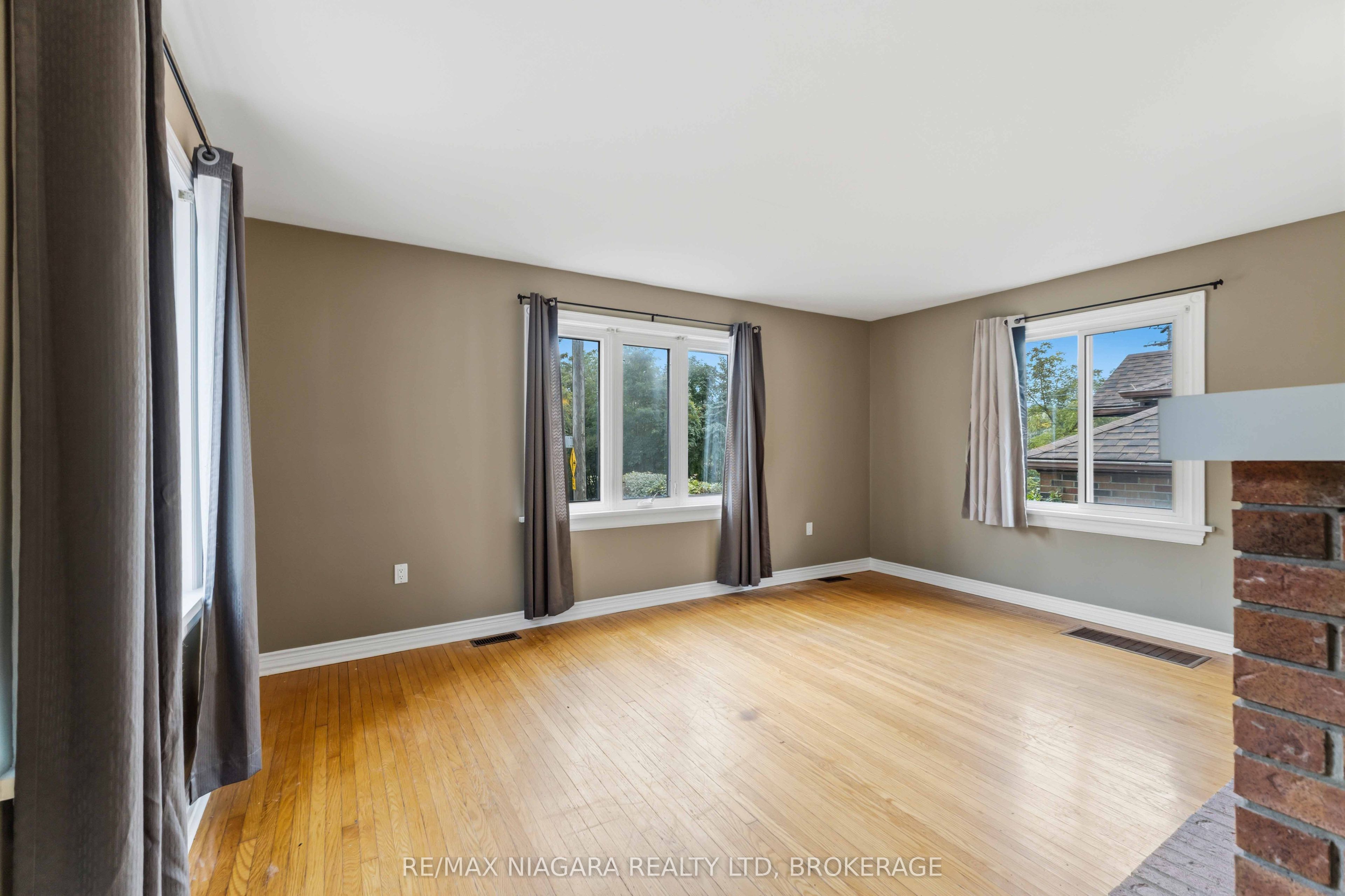 24 Welland Vale Road Property Photo 5