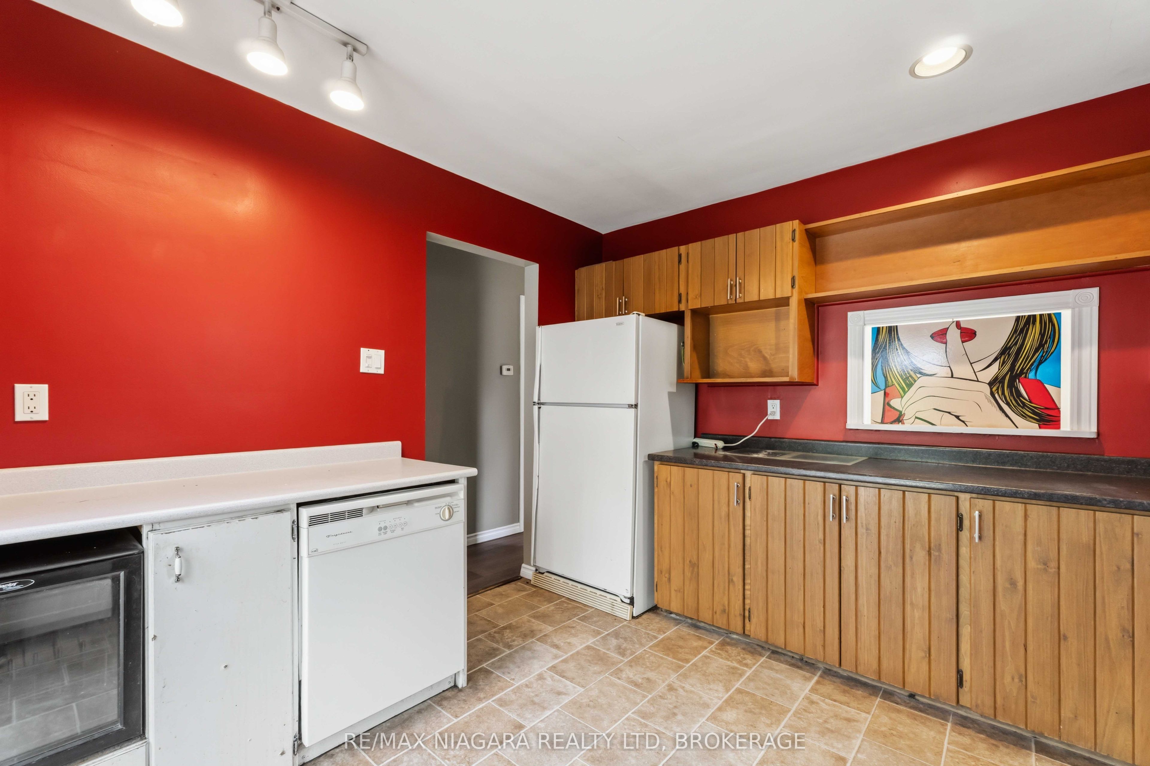 24 Welland Vale Road Property Photo 17