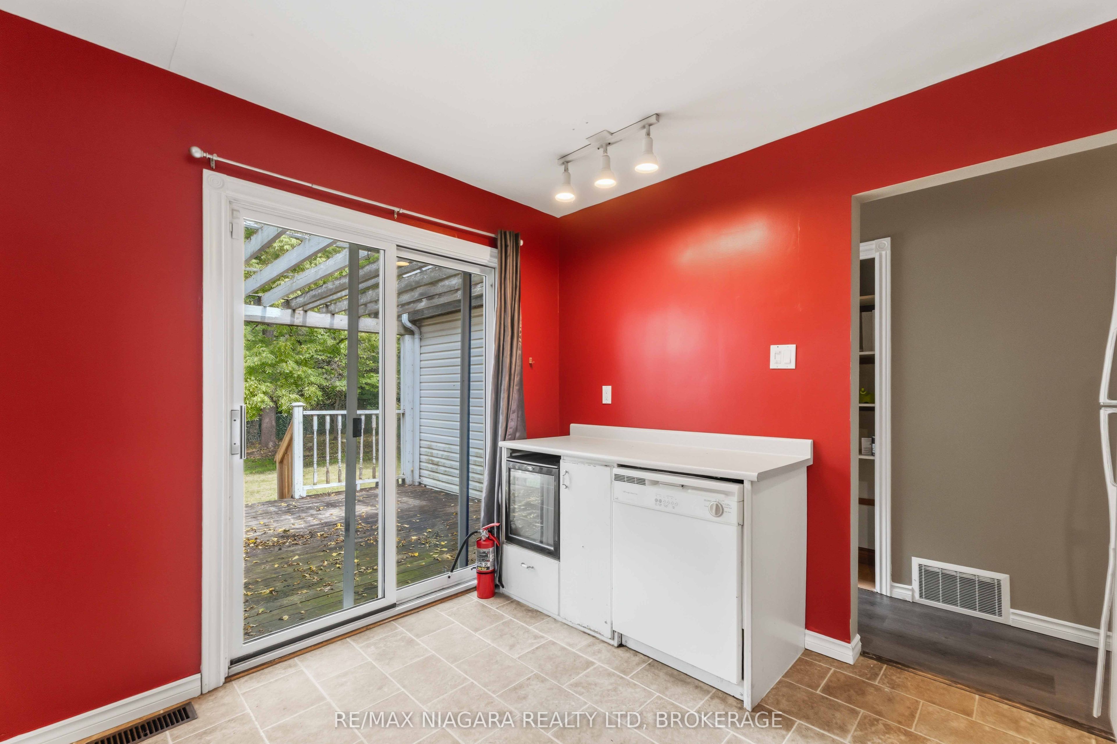24 Welland Vale Road Property Photo 18