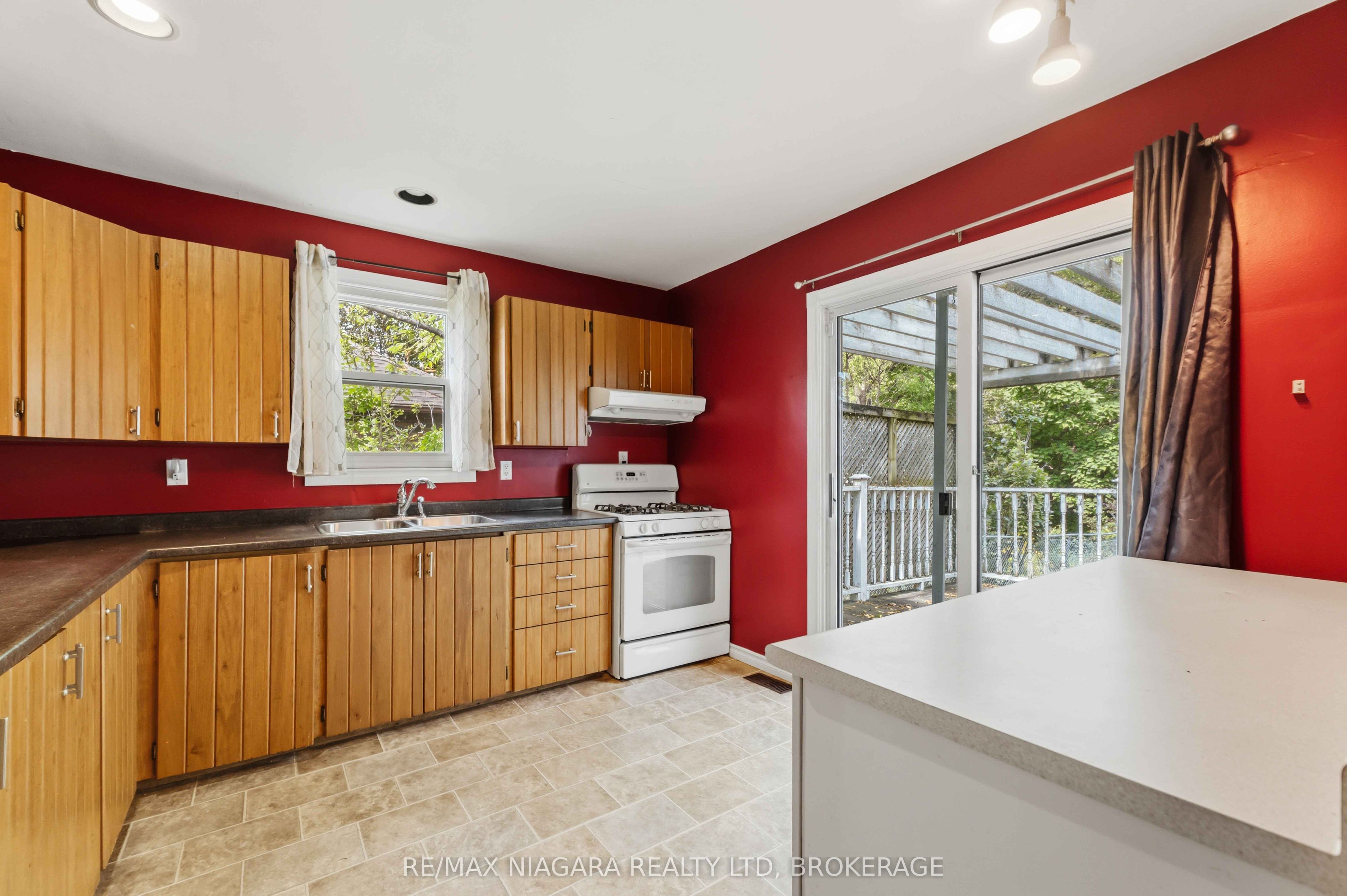 24 Welland Vale Road Property Photo 20