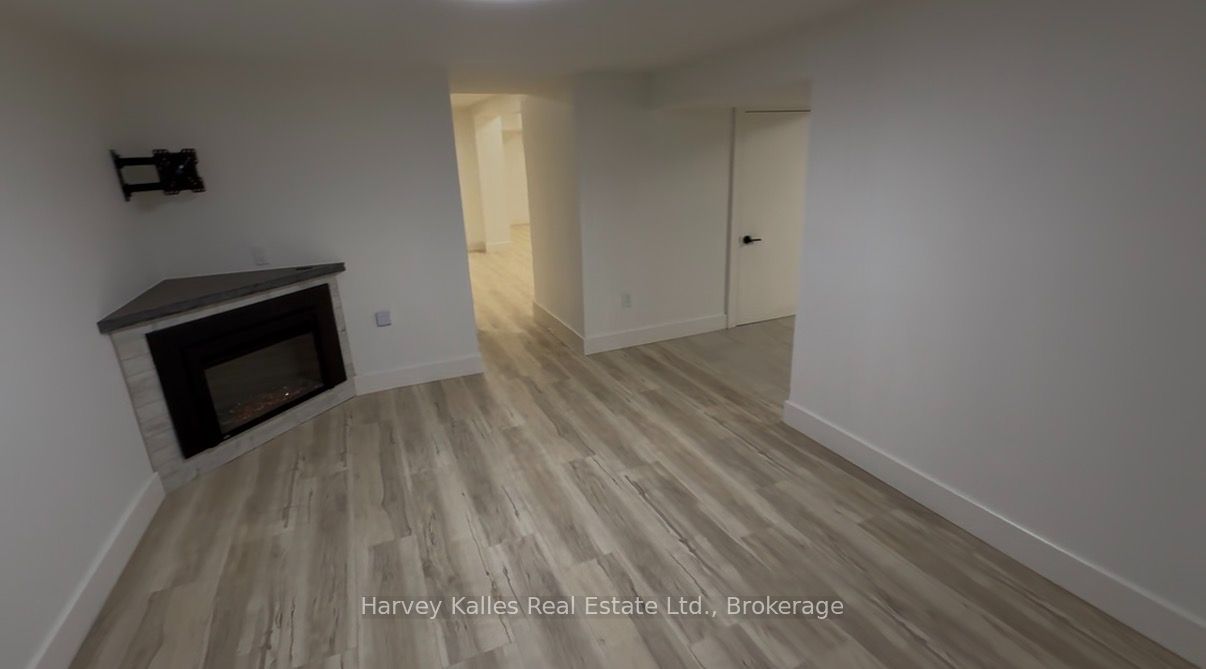 99 Spencer Street Property Photo 34