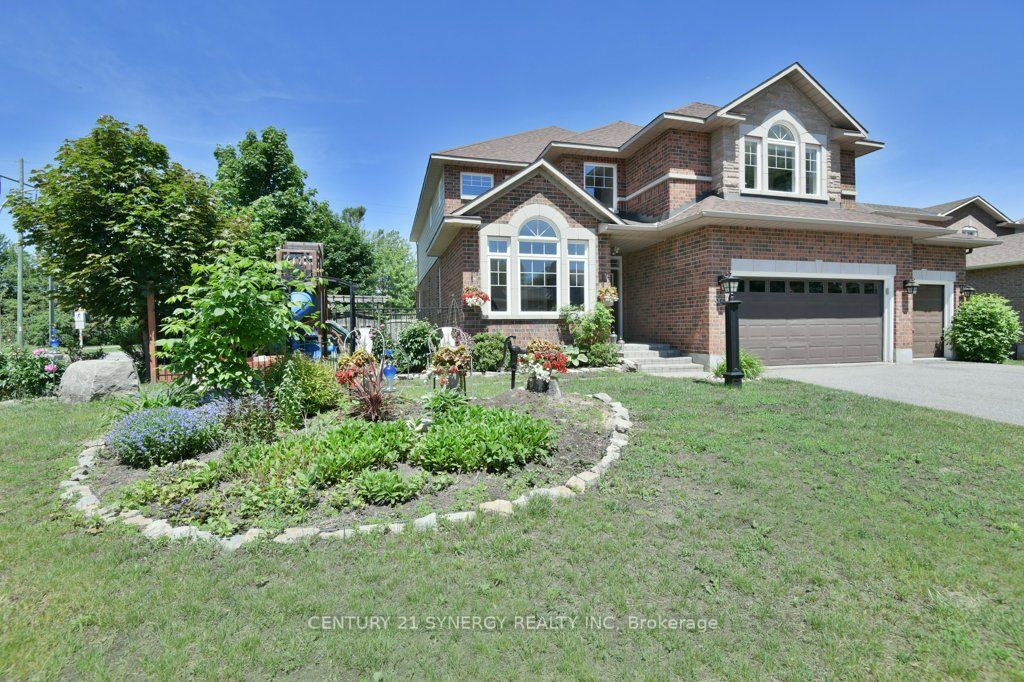 37 Windfield Crescent