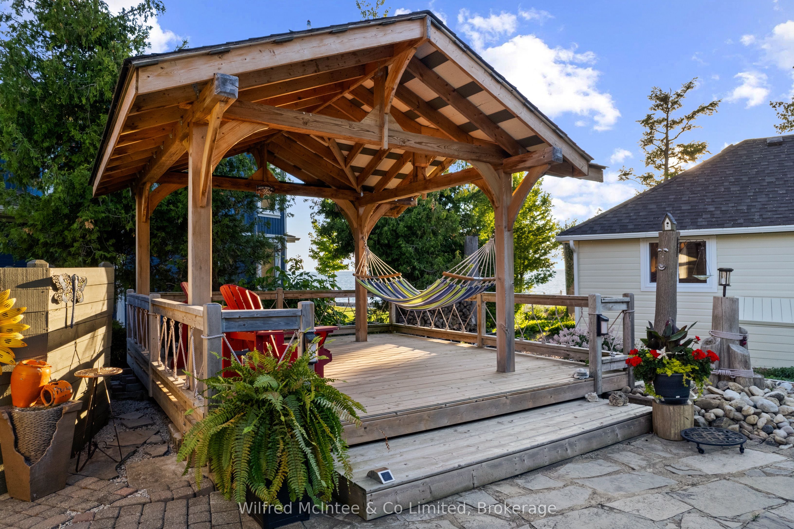 43 Fenton Drive Property Photo 2