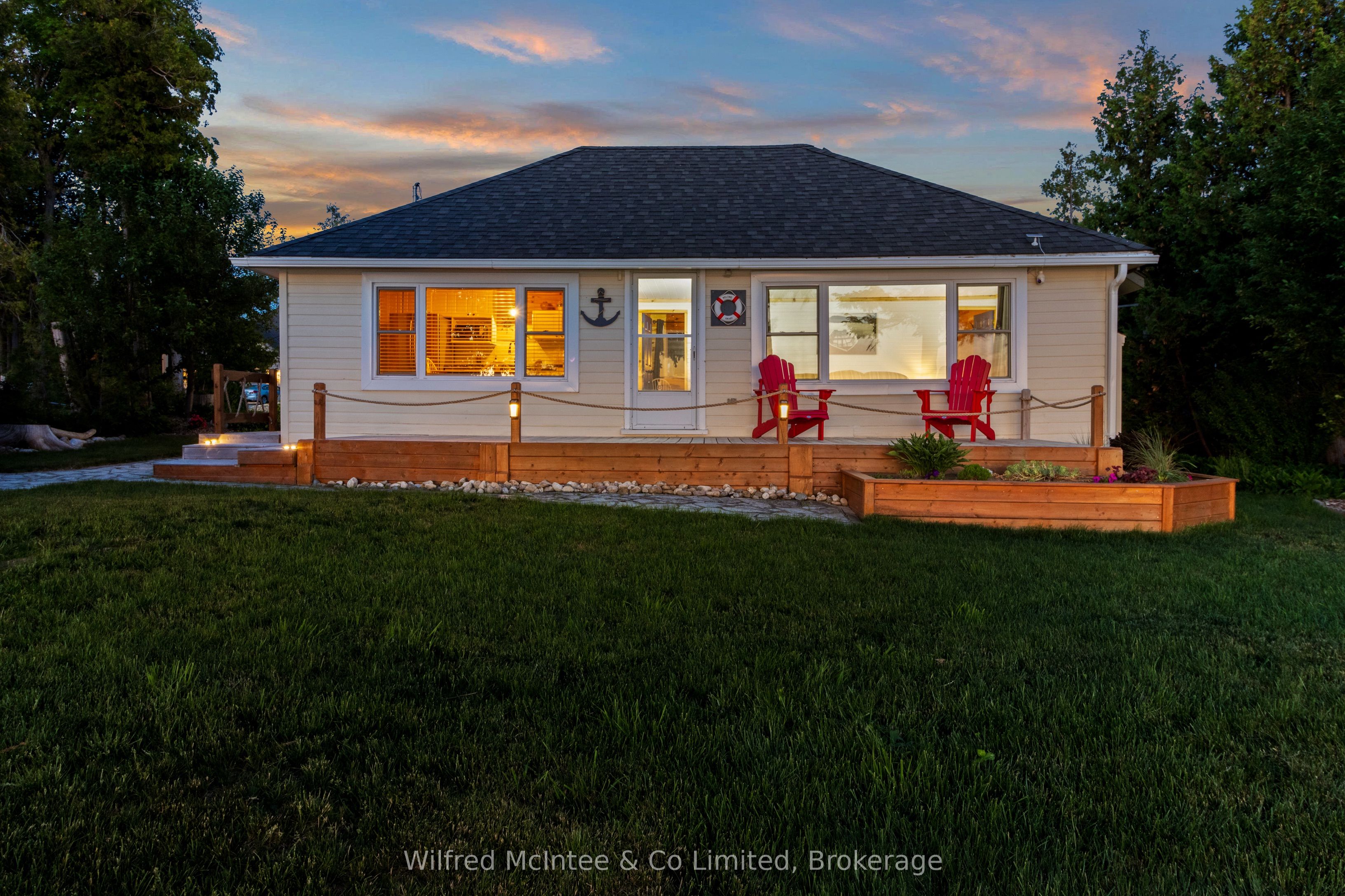 43 Fenton Drive Property Photo 3