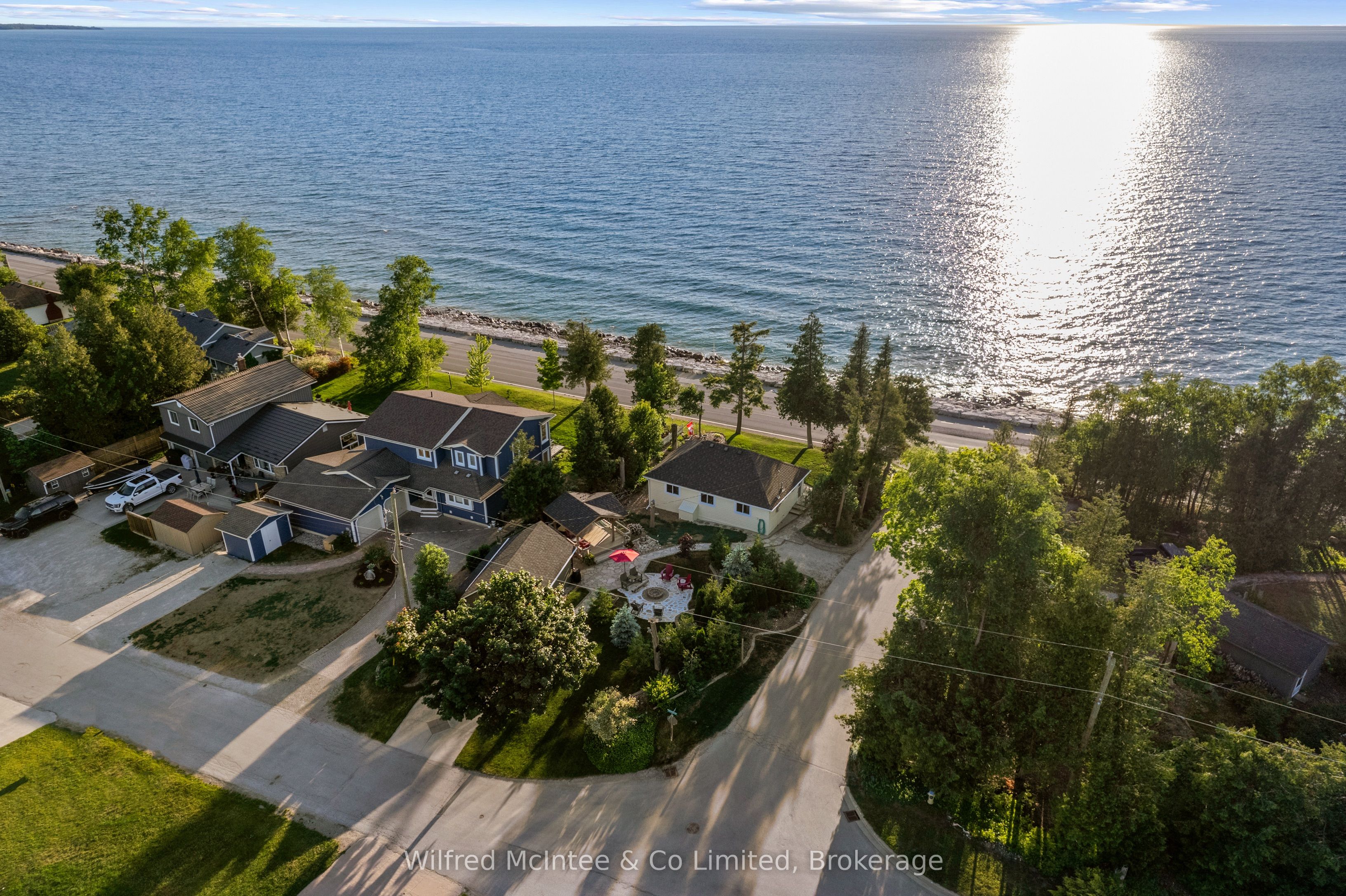 43 Fenton Drive Property Photo 6