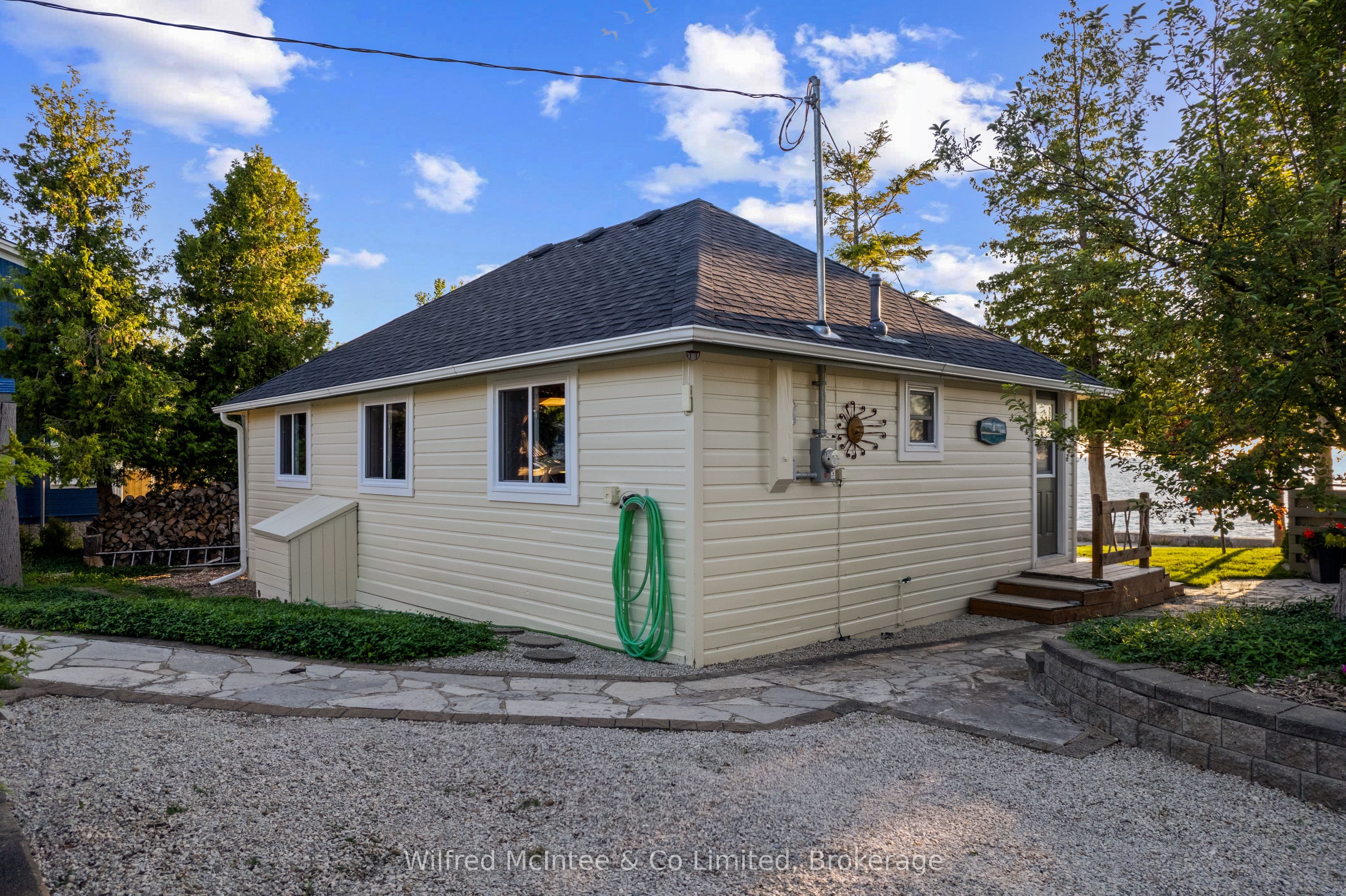 43 Fenton Drive Property Photo 33