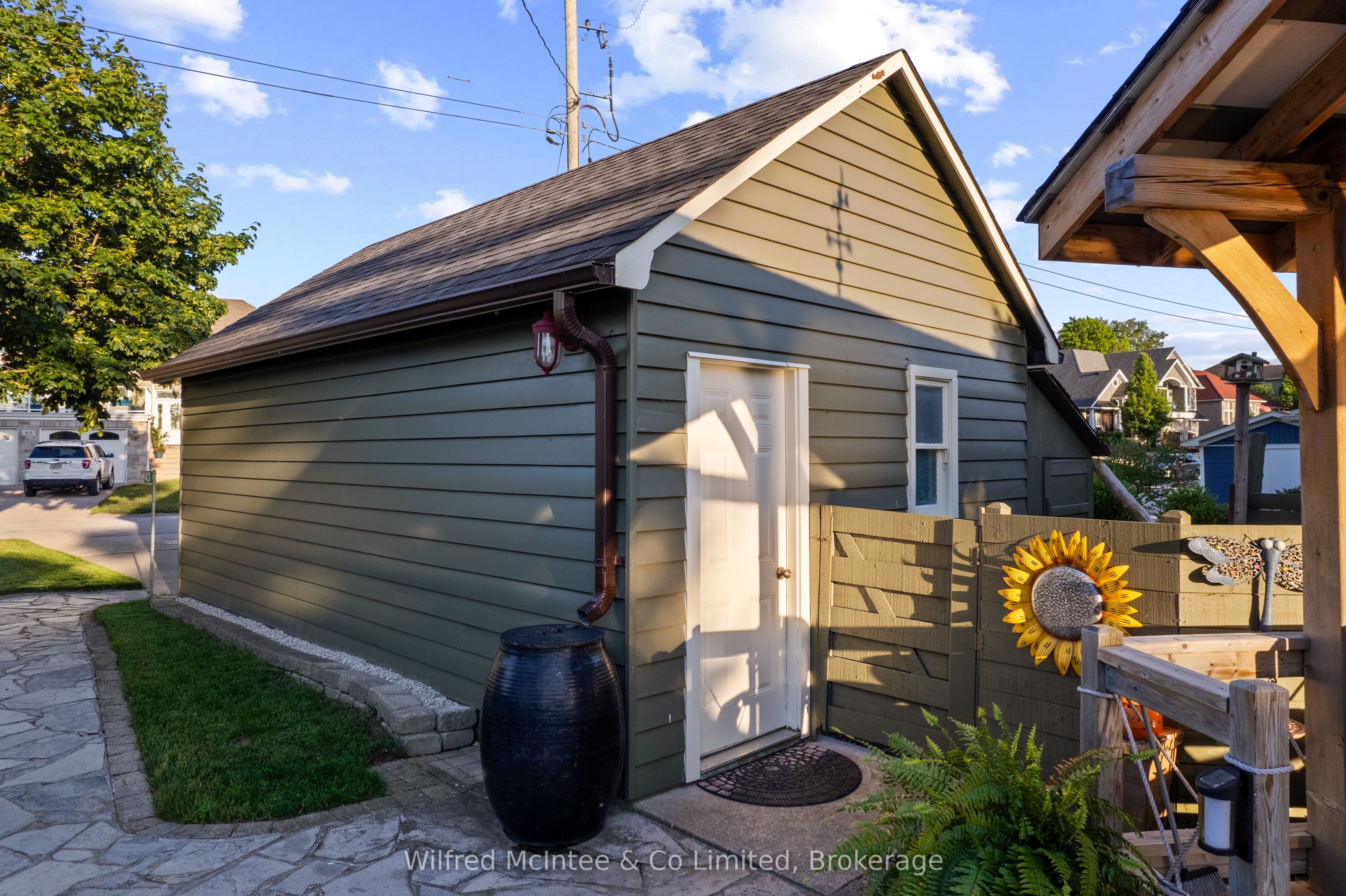 43 Fenton Drive Property Photo 39