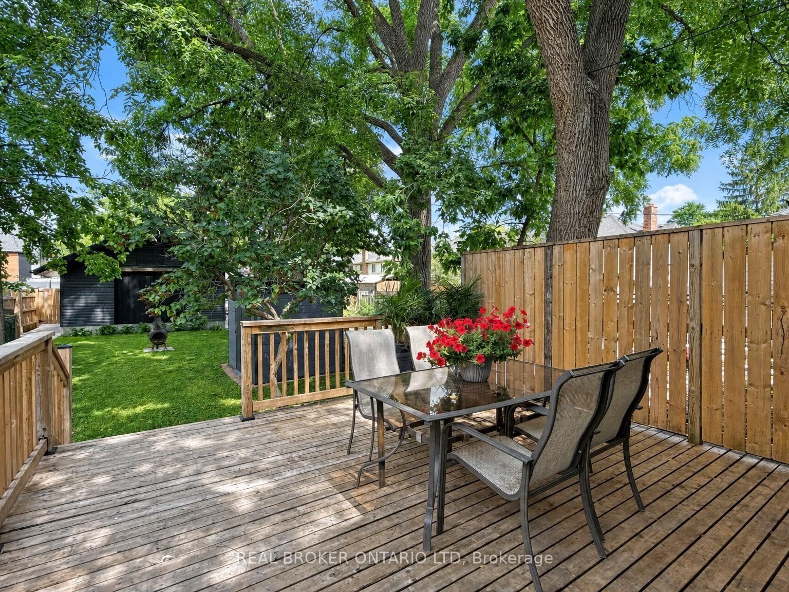 820 Maitland Street Property Photo 28