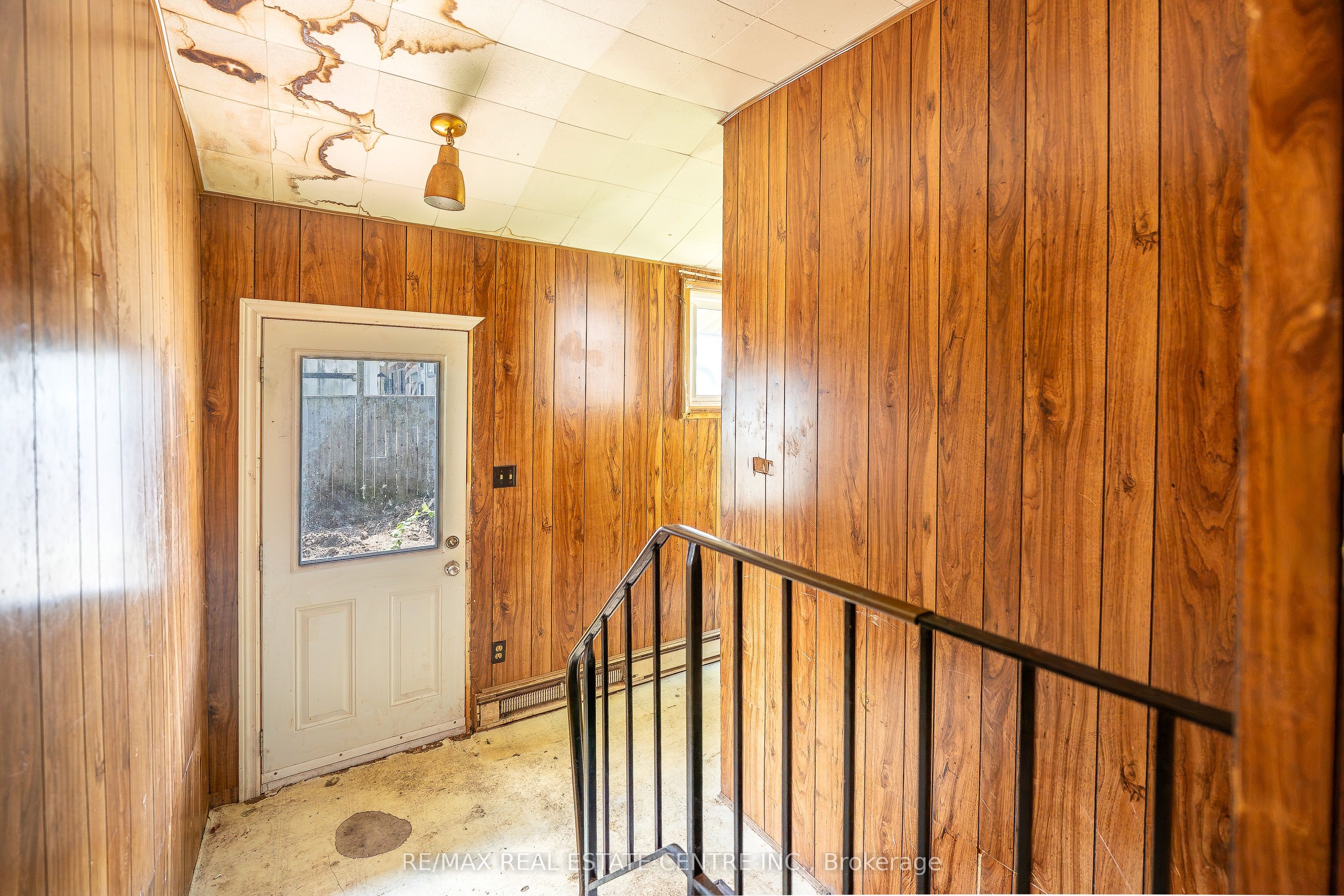 2 West Pearl Street Property Photo 9