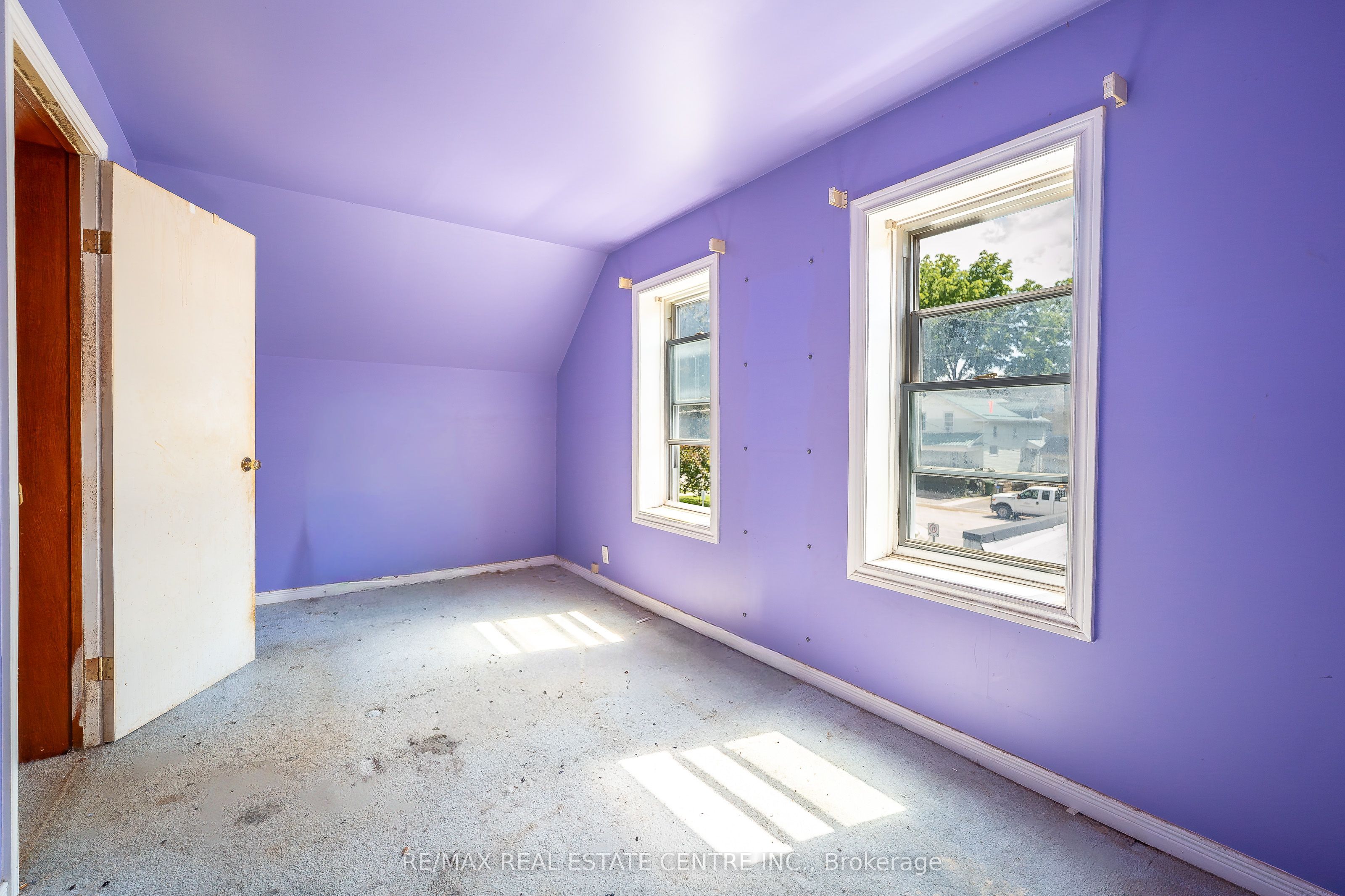 2 West Pearl Street Property Photo 11