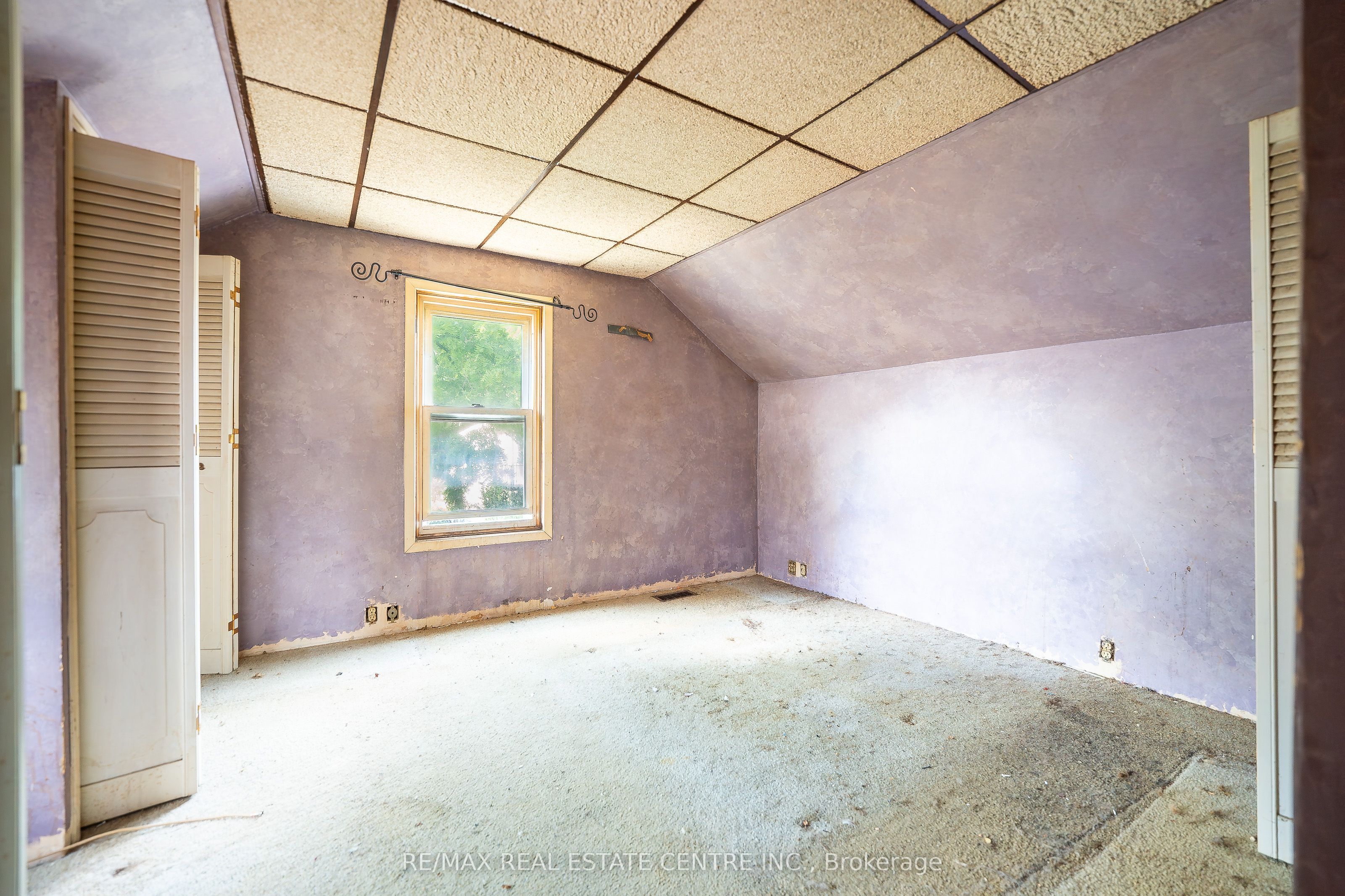 2 West Pearl Street Property Photo 16