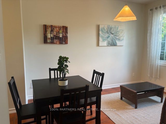 1570 Richmond Street 34 Property Photo 7