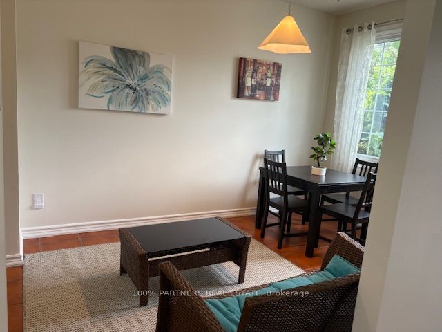 1570 Richmond Street 34 Property Photo 10