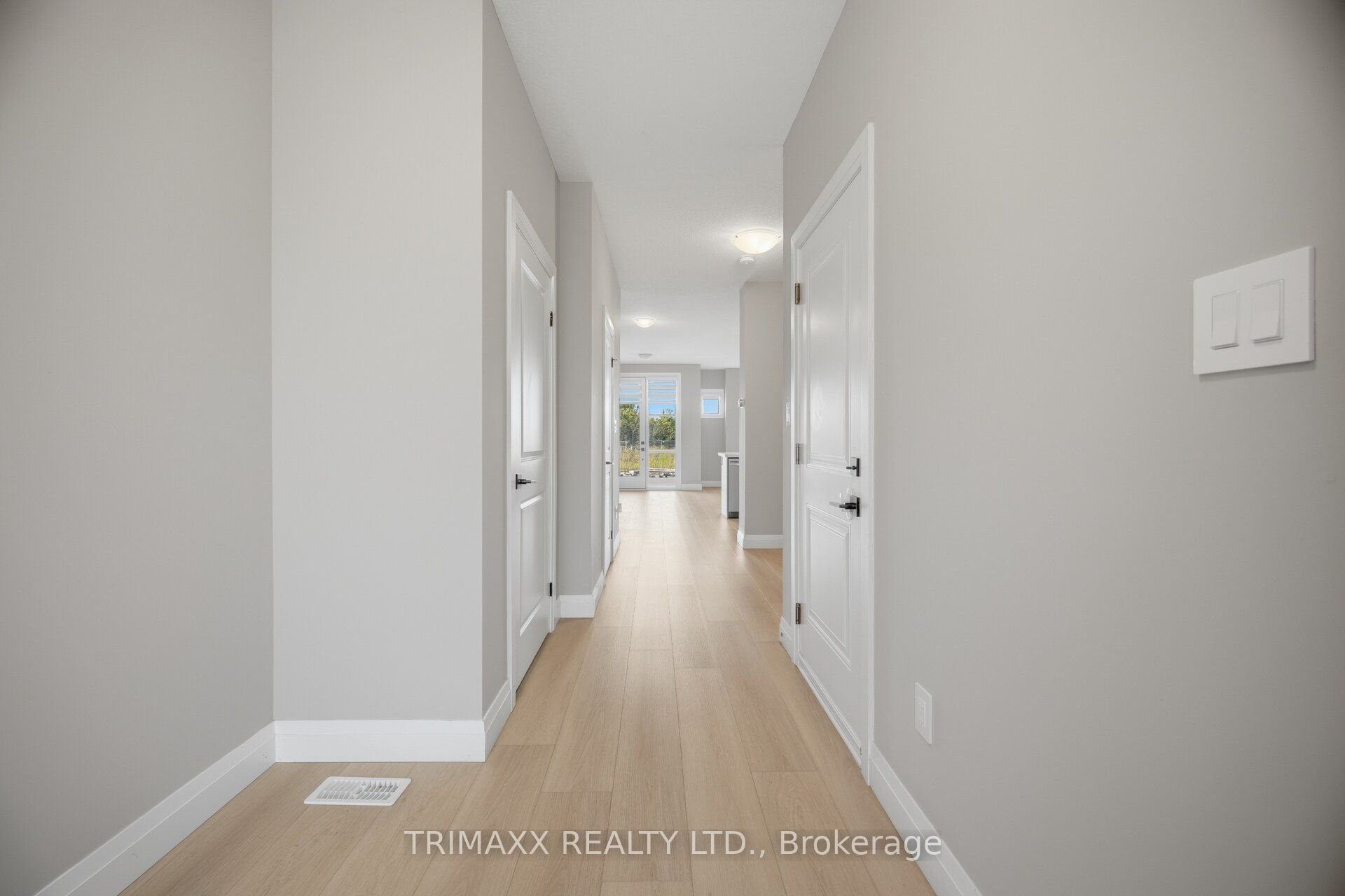 34 Warren Trail 48 Property Photo 7