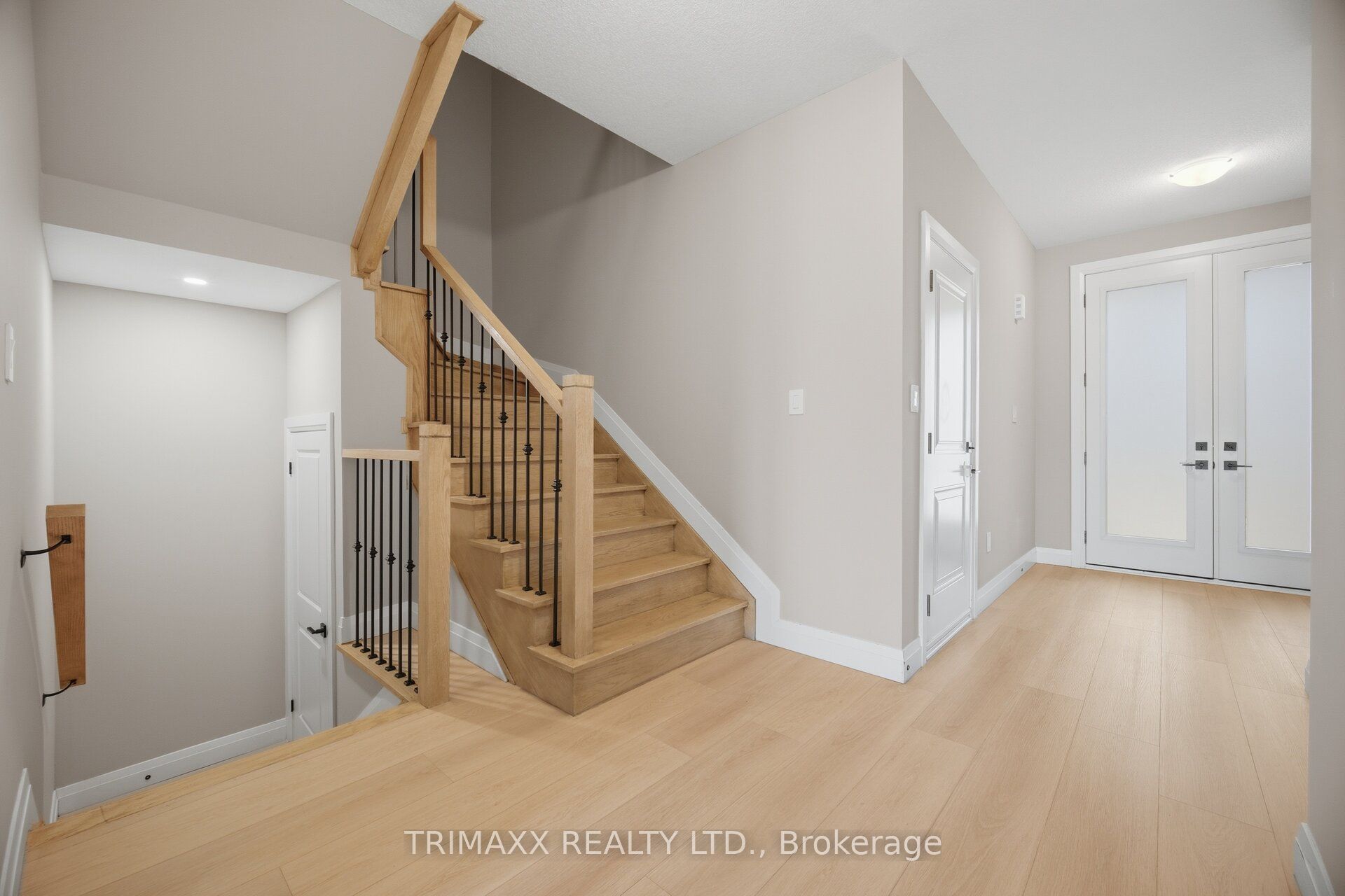 34 Warren Trail 48 Property Photo 42