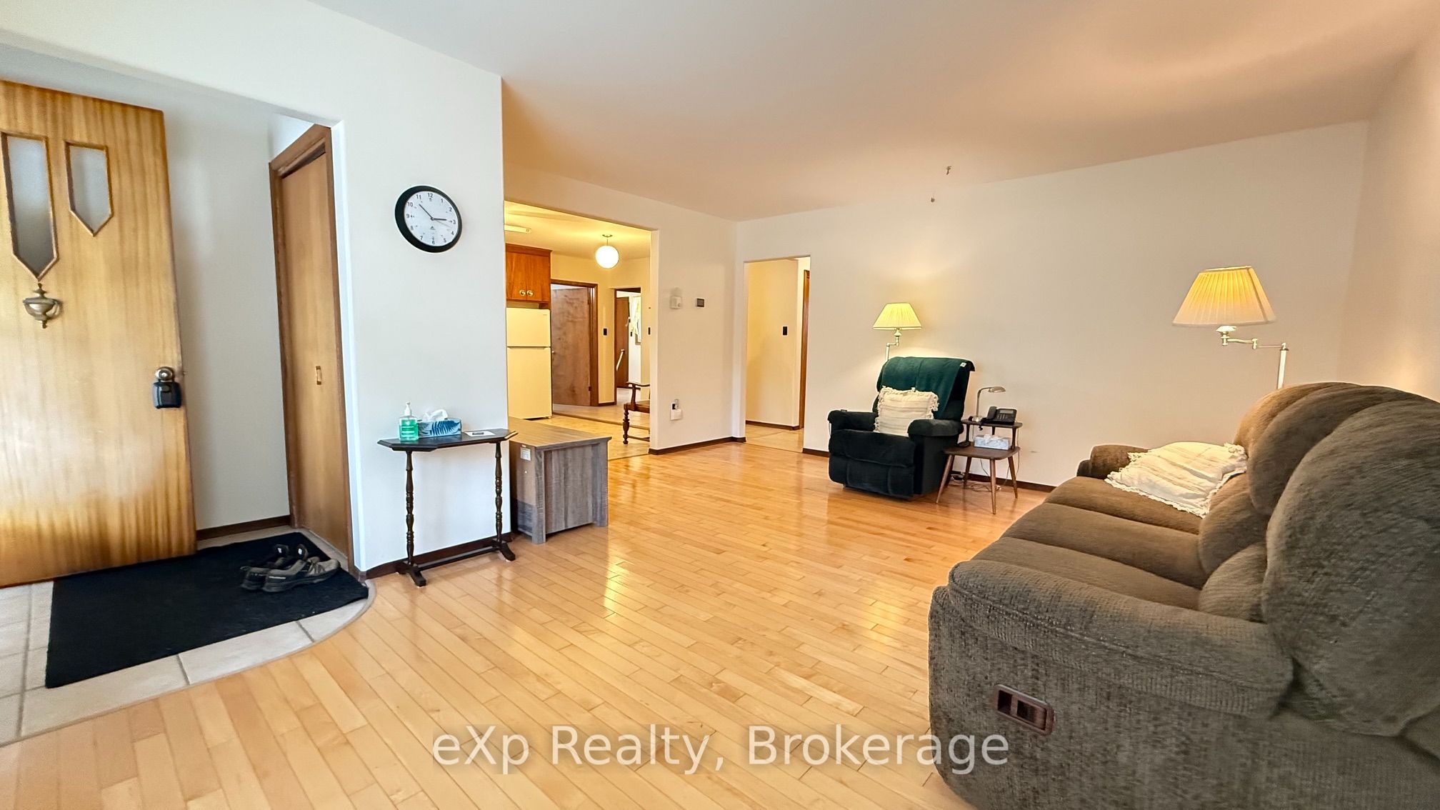 53 Maple Street Property Photo 5