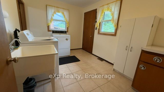 53 Maple Street Property Photo 13