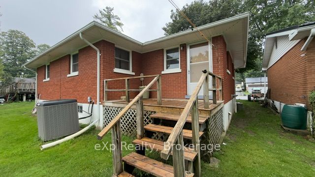 53 Maple Street Property Photo 32