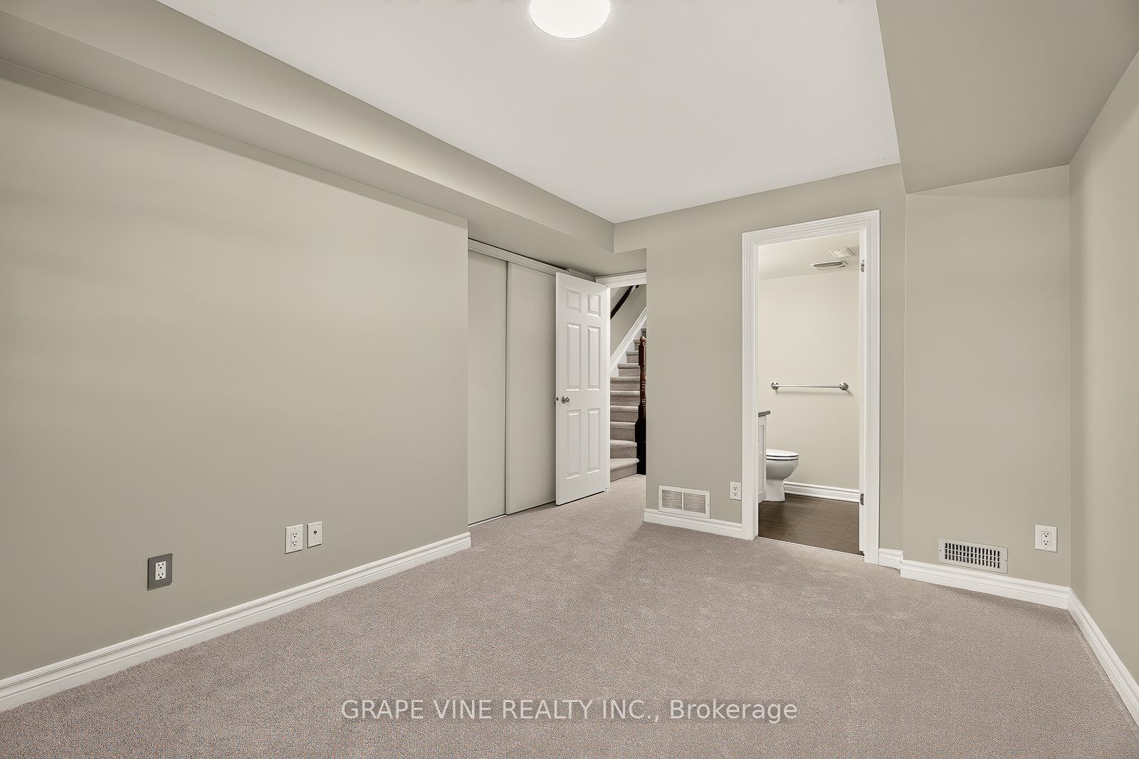 1124 Klondike Road Unit A Property Photo 24