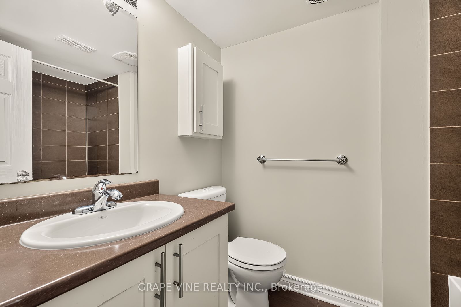 1124 Klondike Road Unit A Property Photo 25