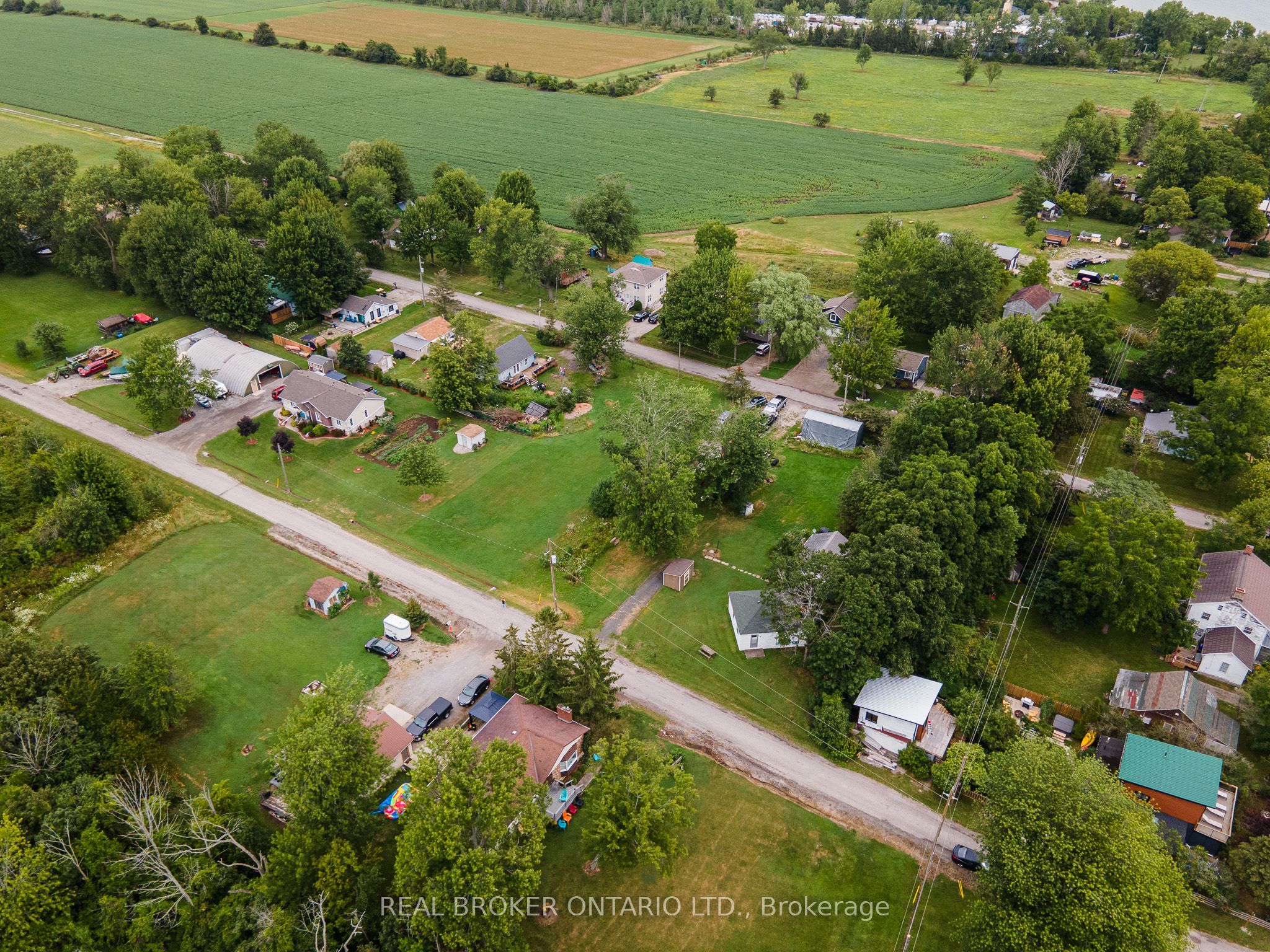 12 Canada Road Property Photo 10