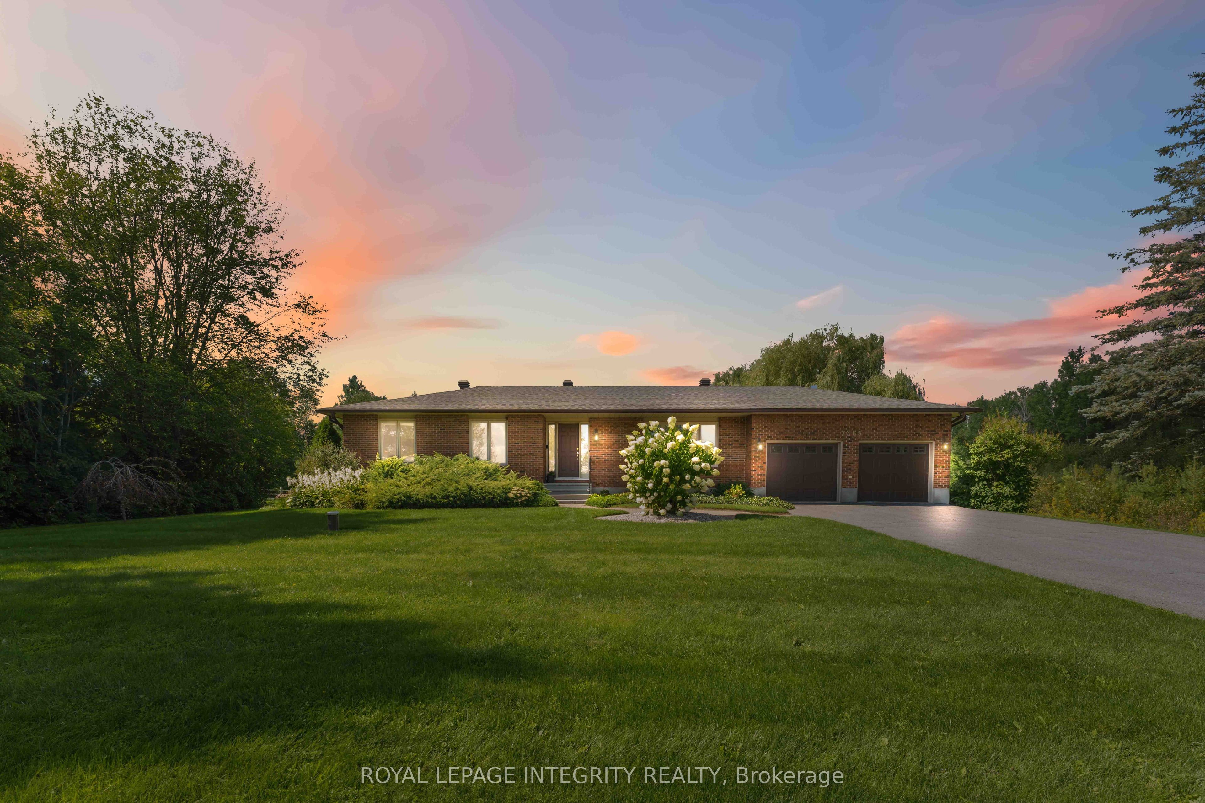 7365 Bleeks Road Property Photo 1