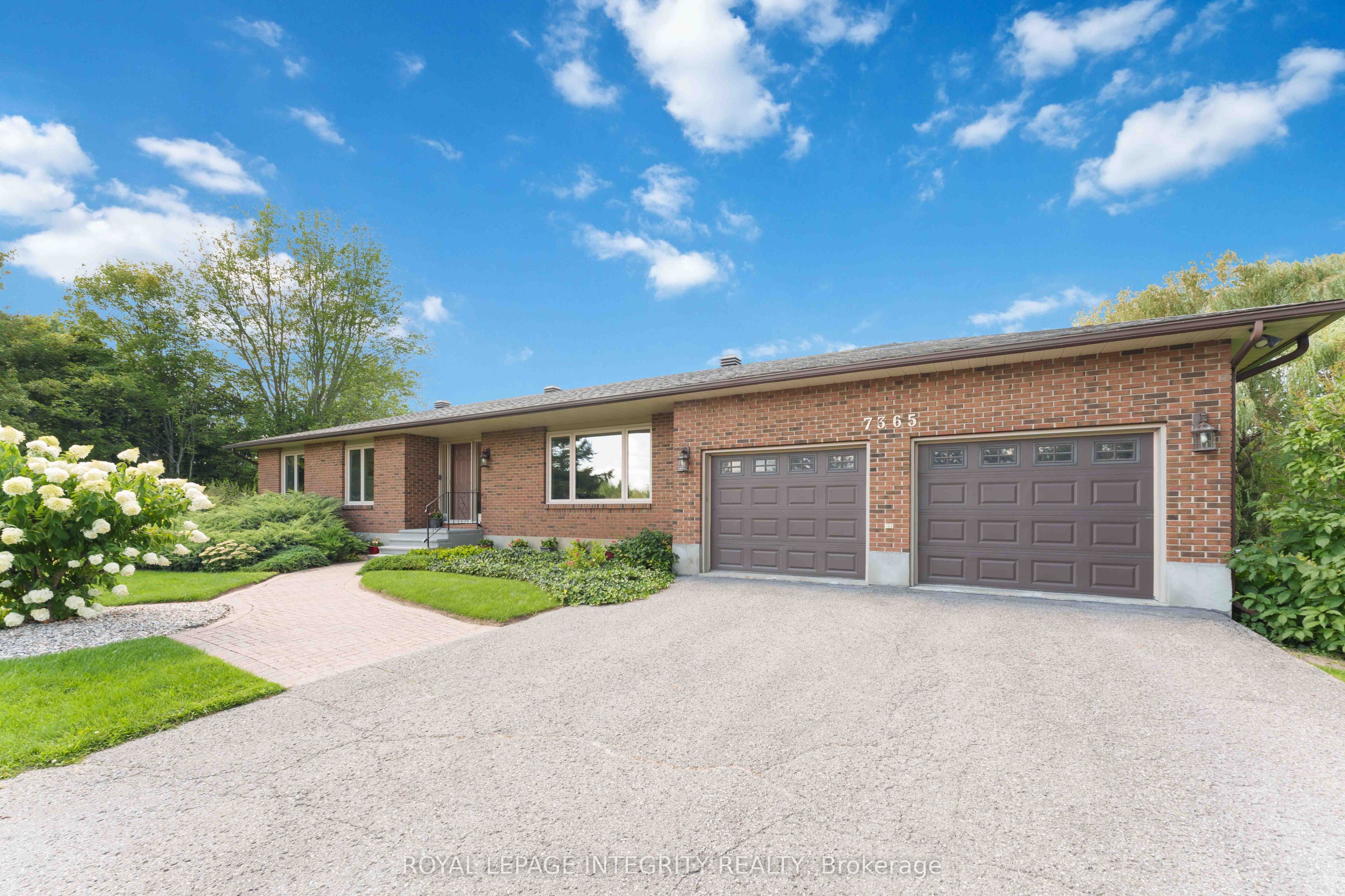 7365 Bleeks Road Property Photo 2
