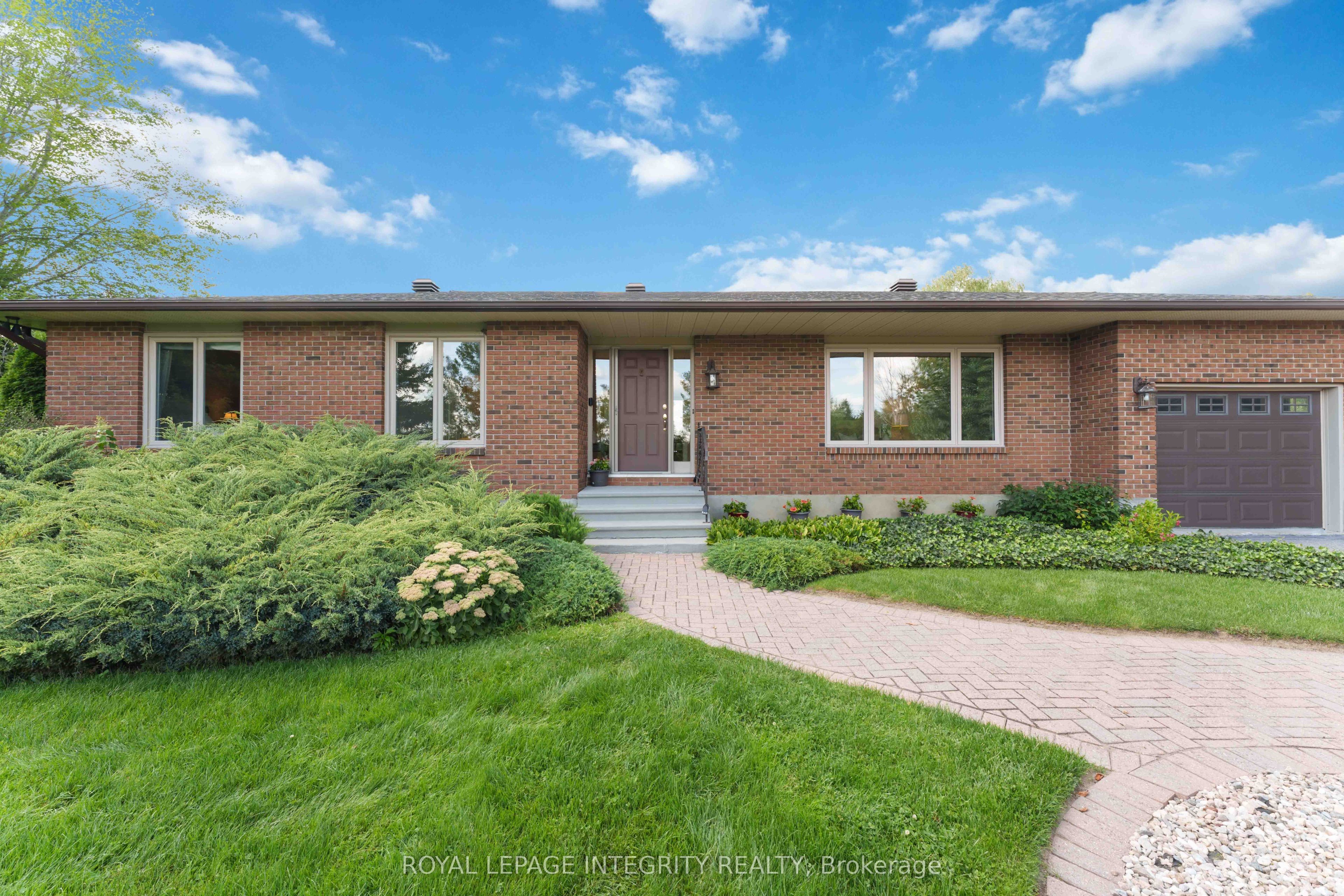 7365 Bleeks Road Property Photo 3