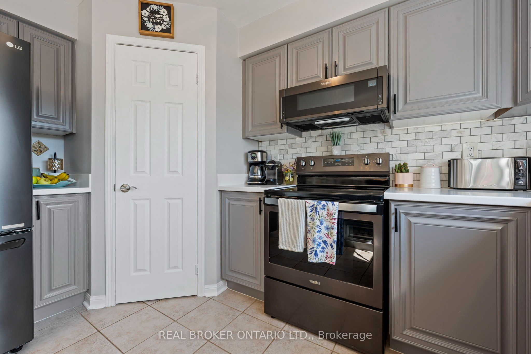 260 Granite Hill Road Property Photo 17
