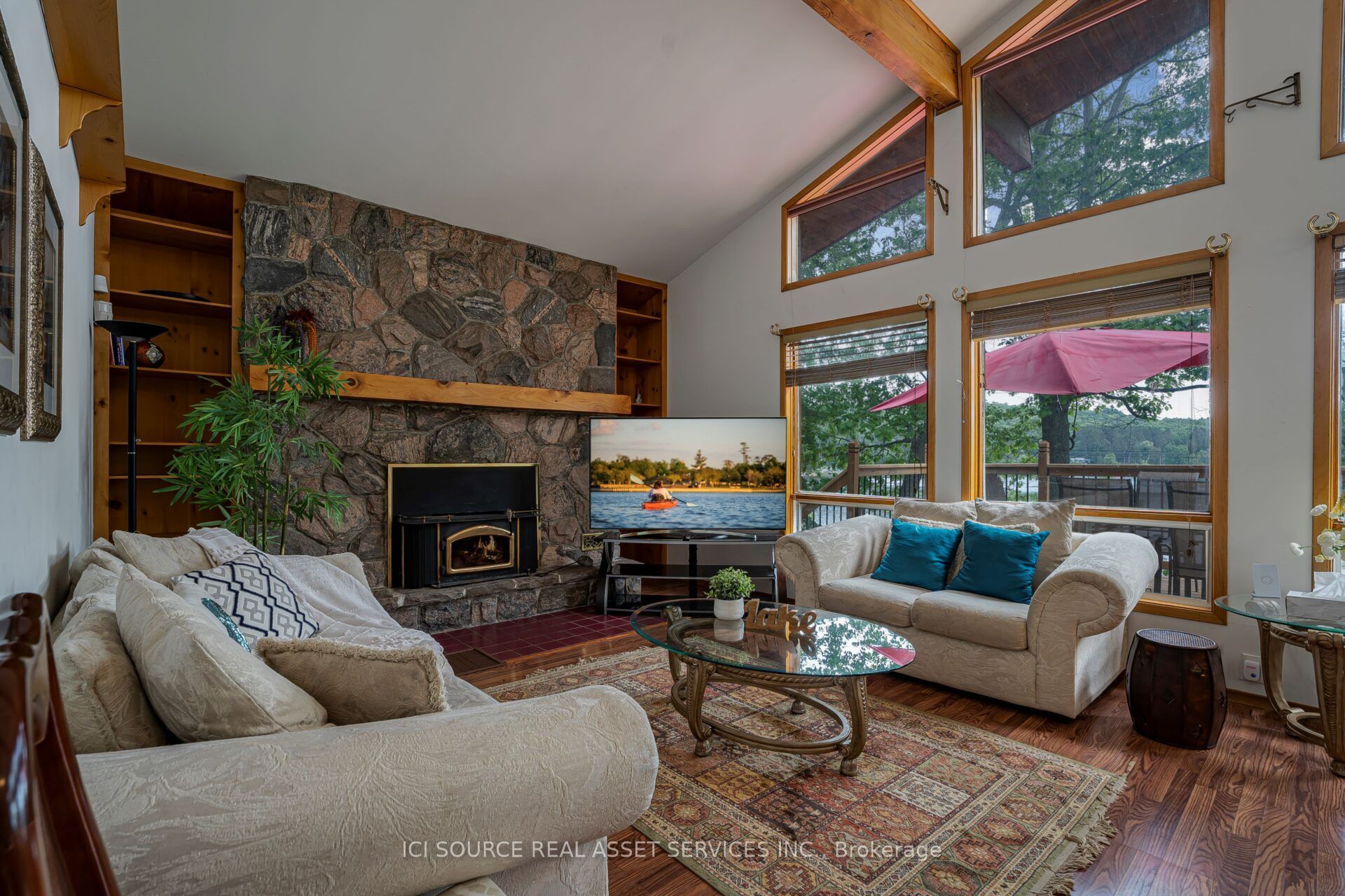 933 Ferguson Road Property Photo 1