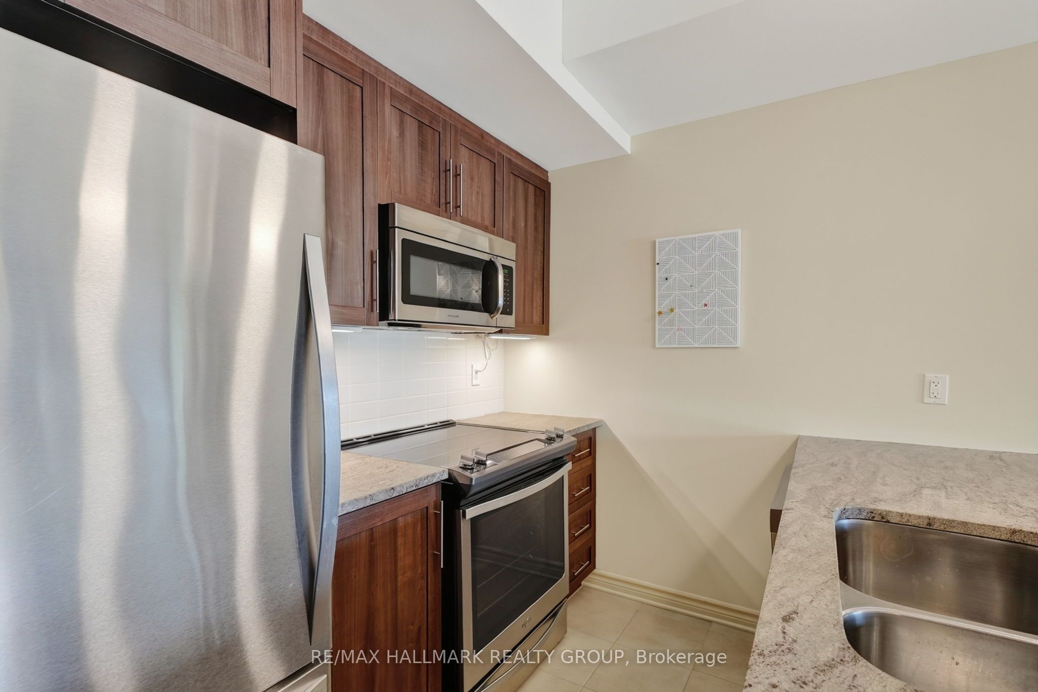120 Prestige Circle 206 Property Photo 6