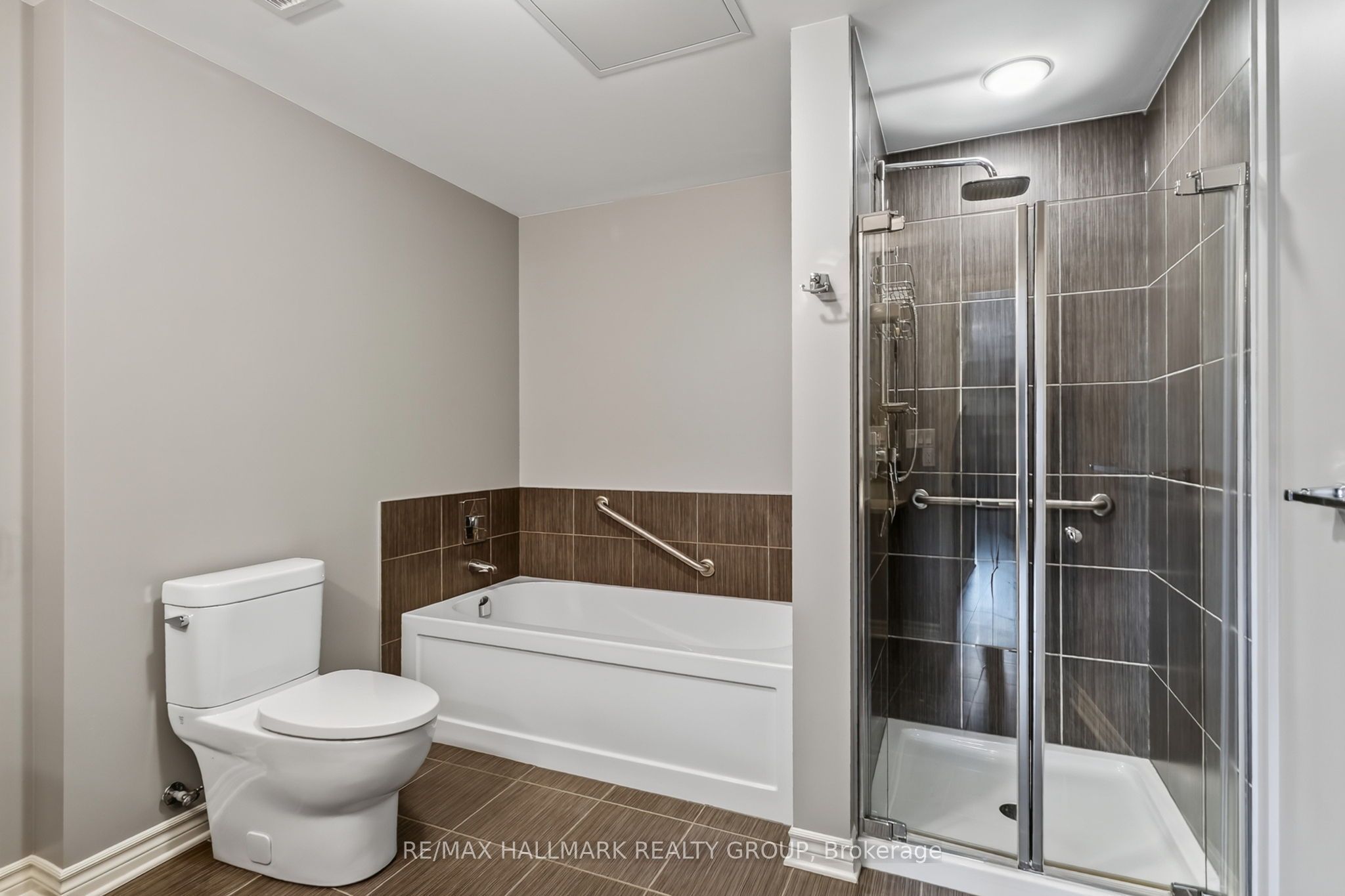120 Prestige Circle 206 Property Photo 12